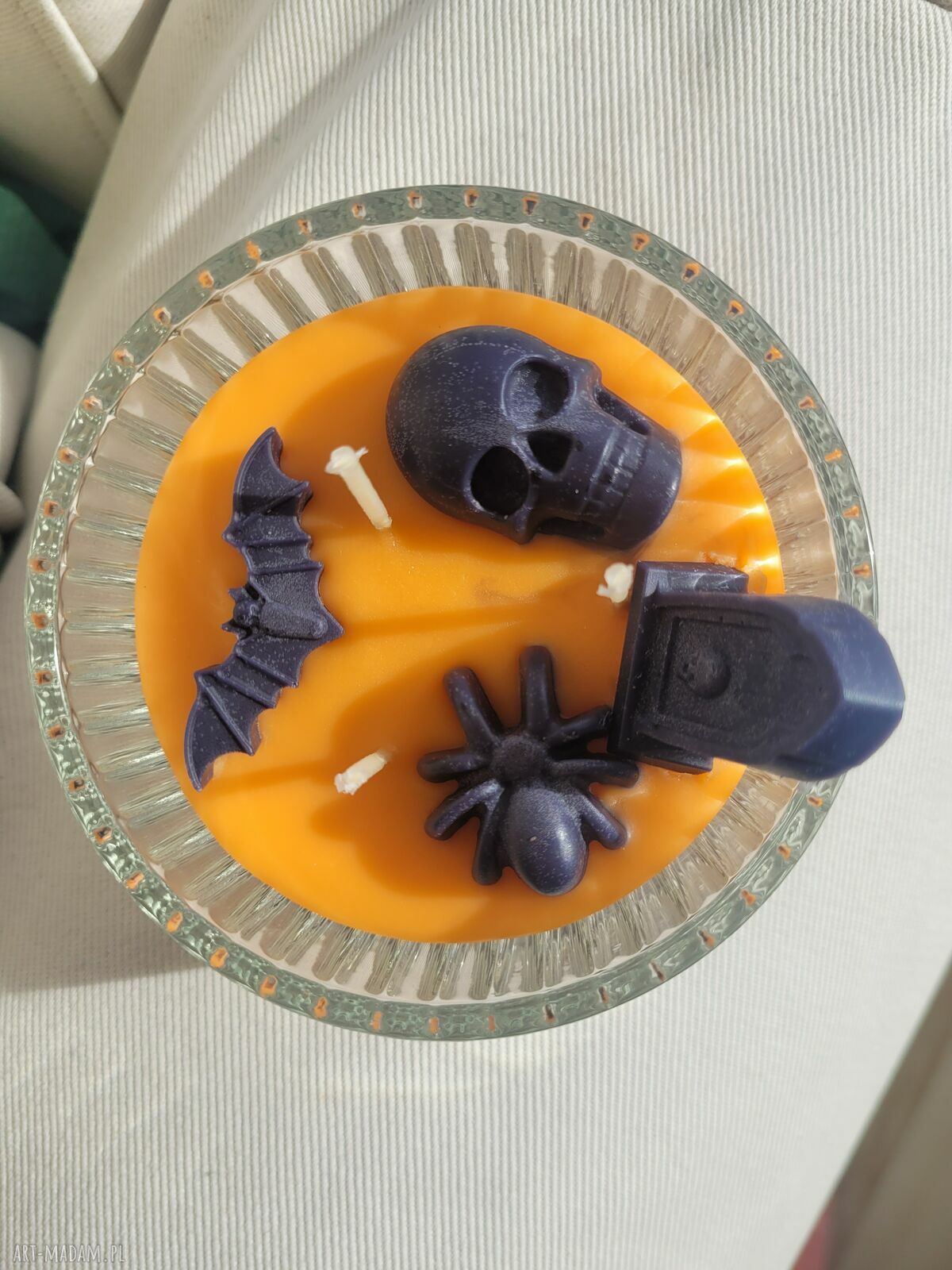 Boo! Dwuwarstwowa świeca sojowa handmade na Halloween