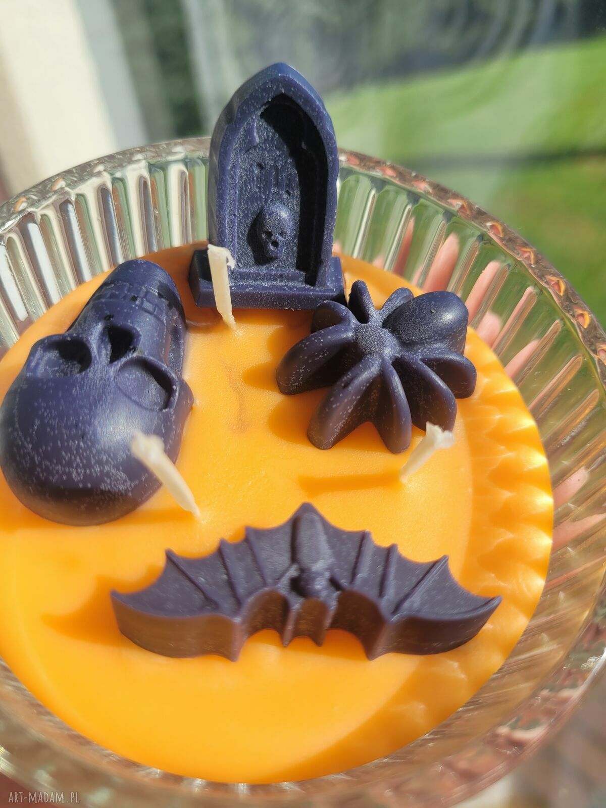 Boo! Dwuwarstwowa świeca sojowa handmade na Halloween