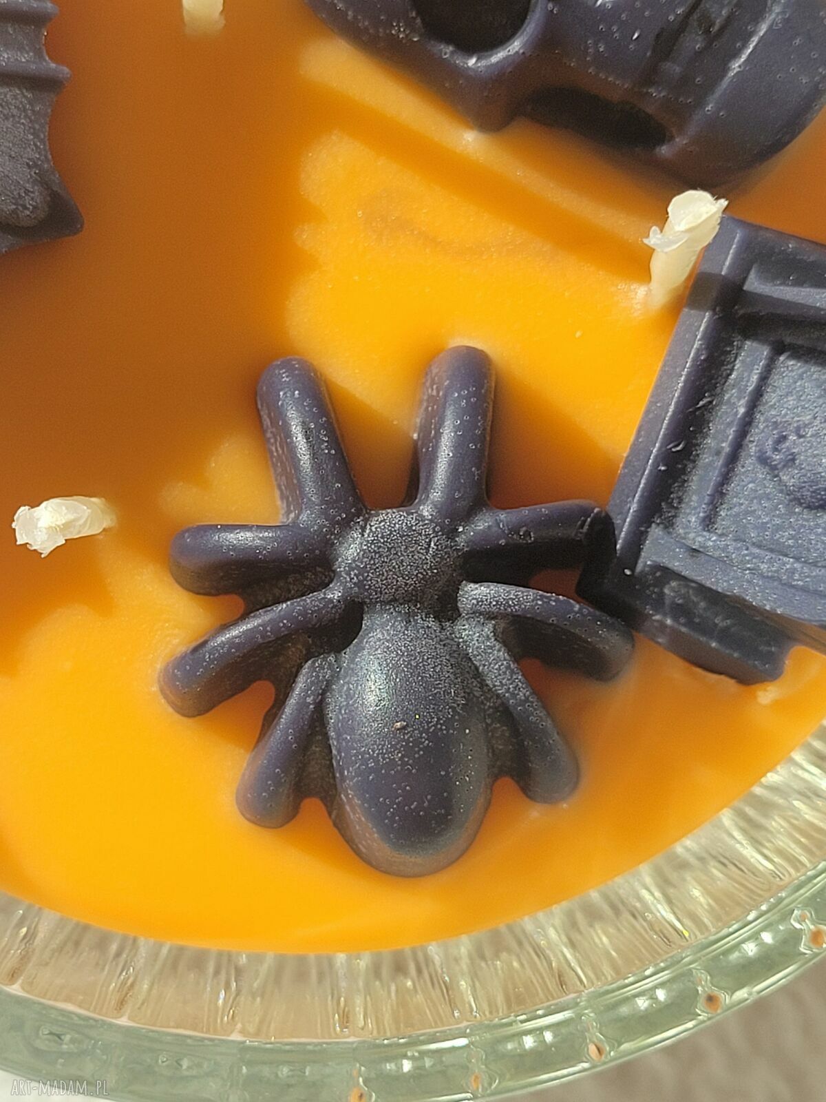 Boo! Dwuwarstwowa świeca sojowa handmade na Halloween
