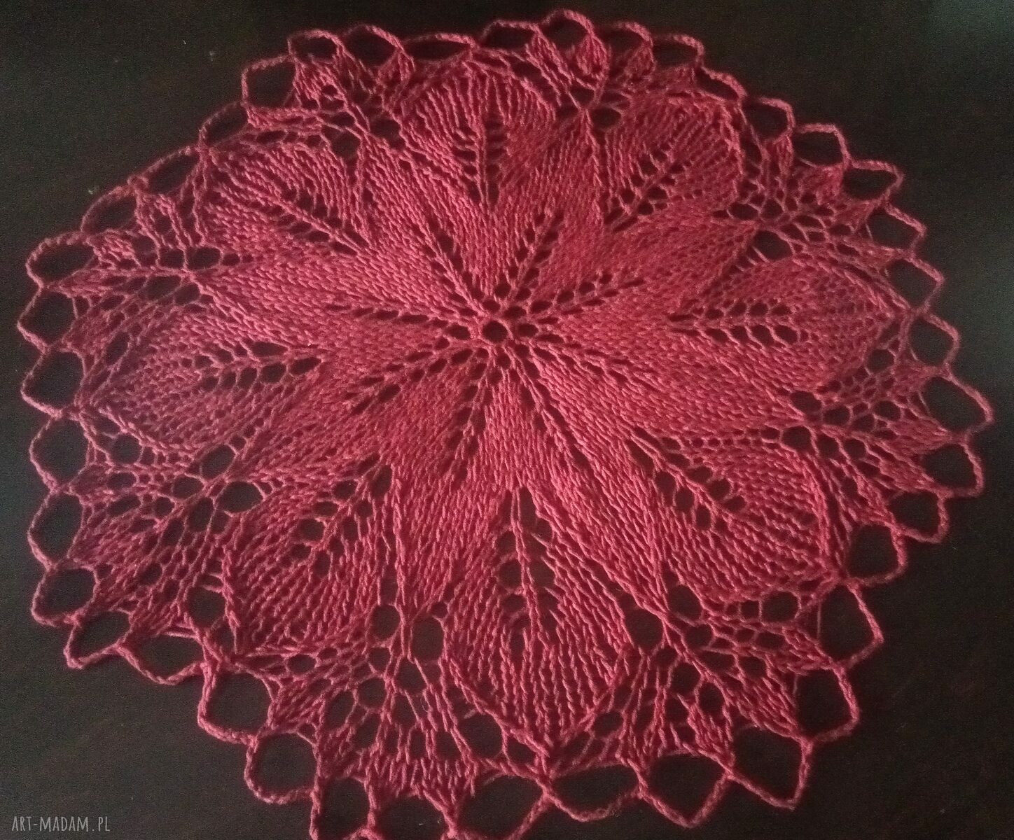 Bordowa serwetka na drutach z bawełny 100% - efekt 3D, śr. 47 cm