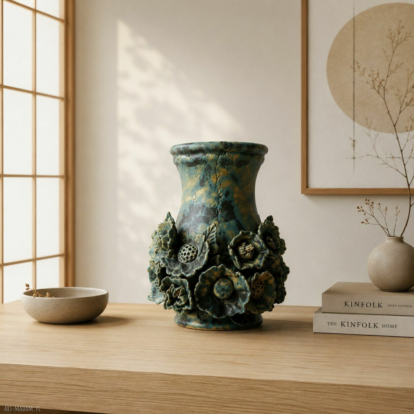 Botaniczna opowieść - unikatowa dekoracja ceramiczna z kwiatami i liśćmi