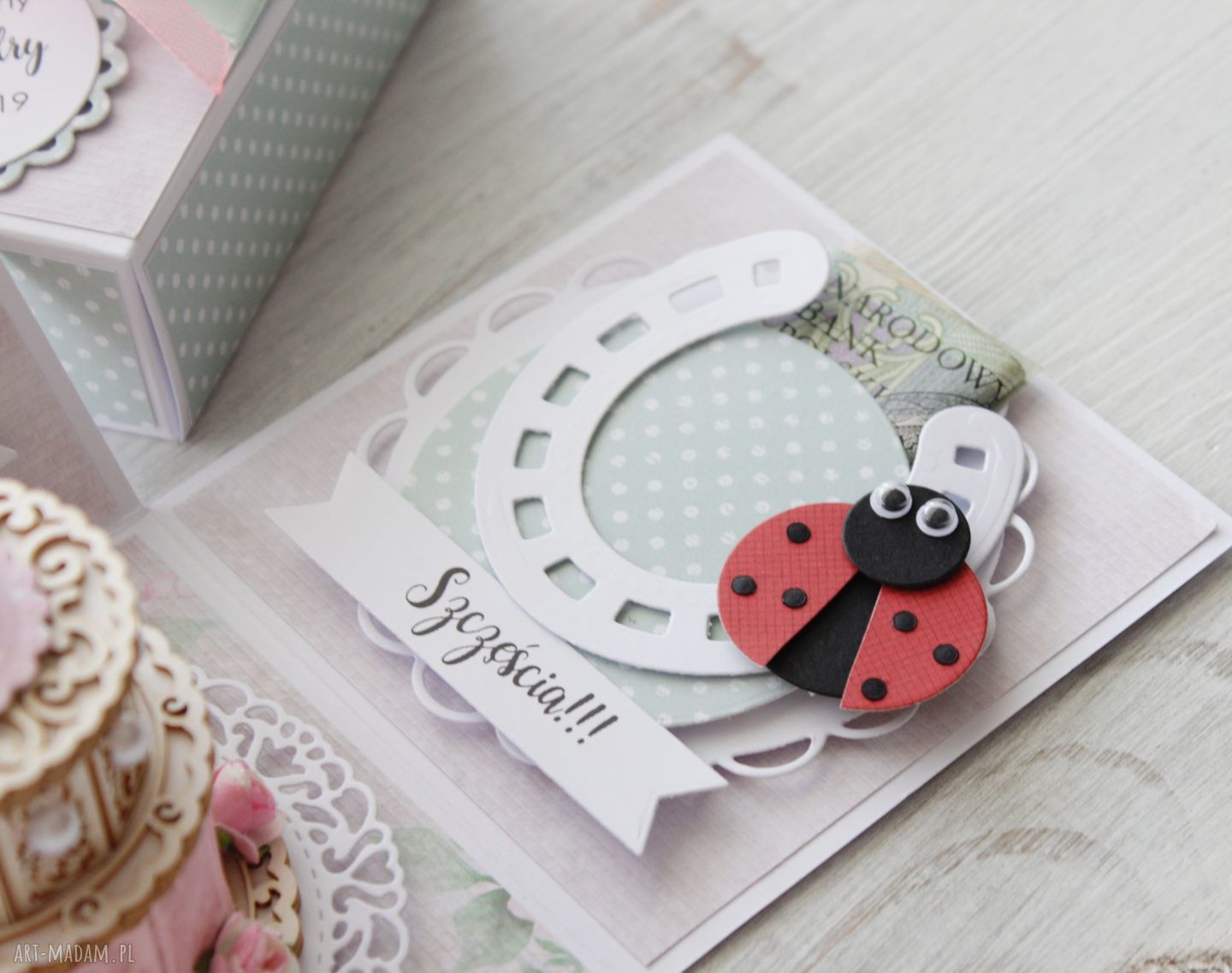 scrapbooking kartki: Box eksplodujące pudełko osiemnastka prezent Hand Made