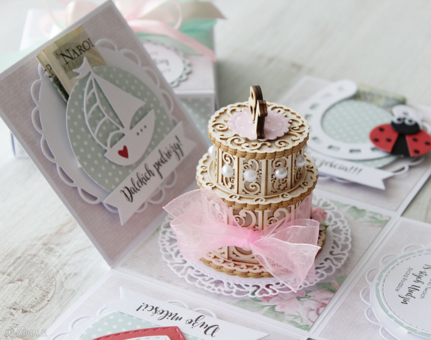 scrapbooking kartki: Box eksplodujące pudełko osiemnastka prezent Hand Made