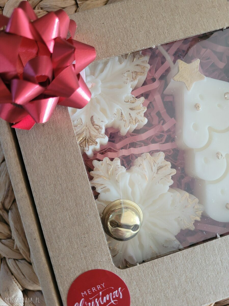 Box upominkowy z świecami sojowymi handmade - śnieżynki i choinka