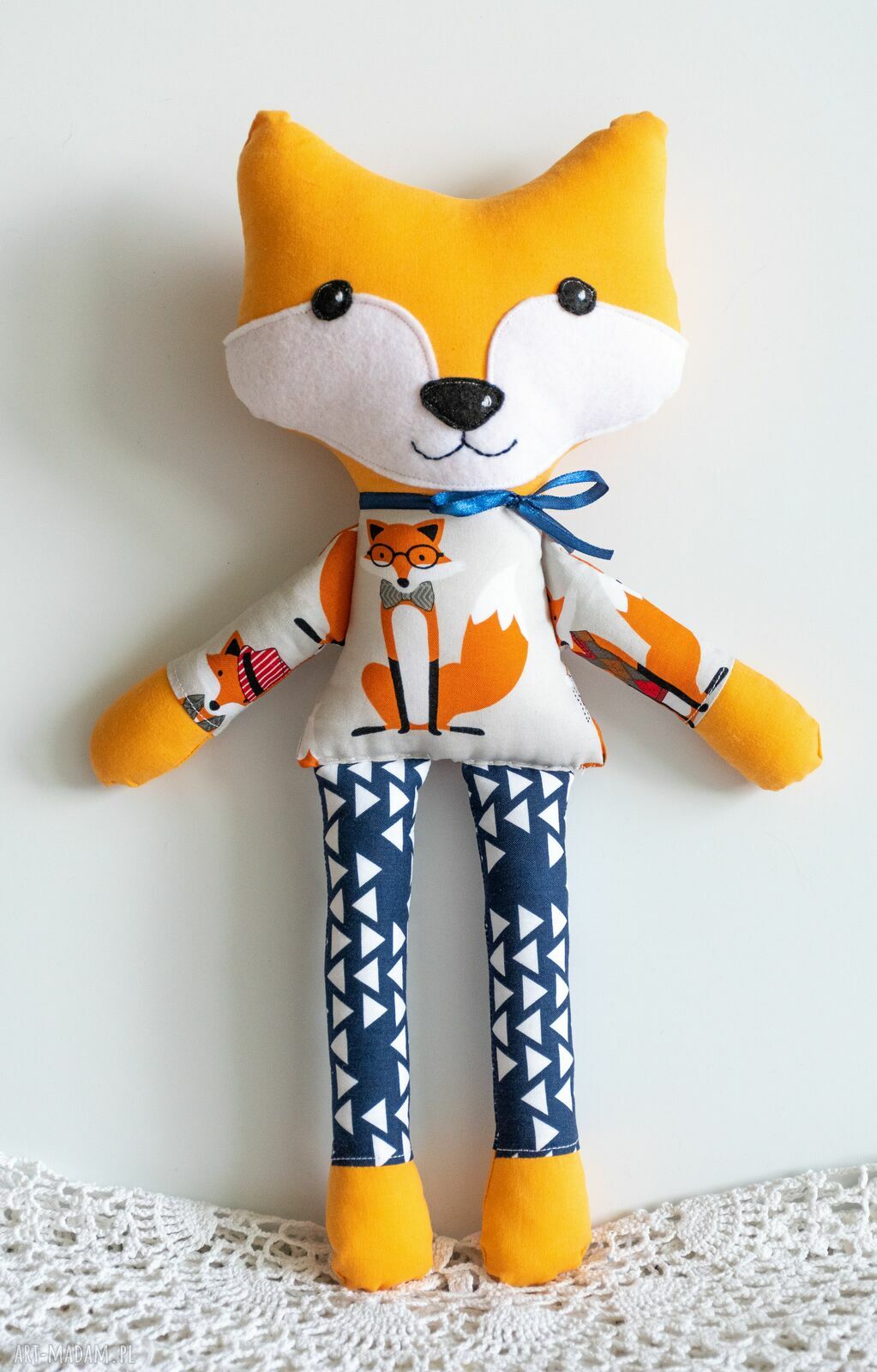 Ręcznie szyty lisek Berni 44 cm - sprytna przytulanka handmade