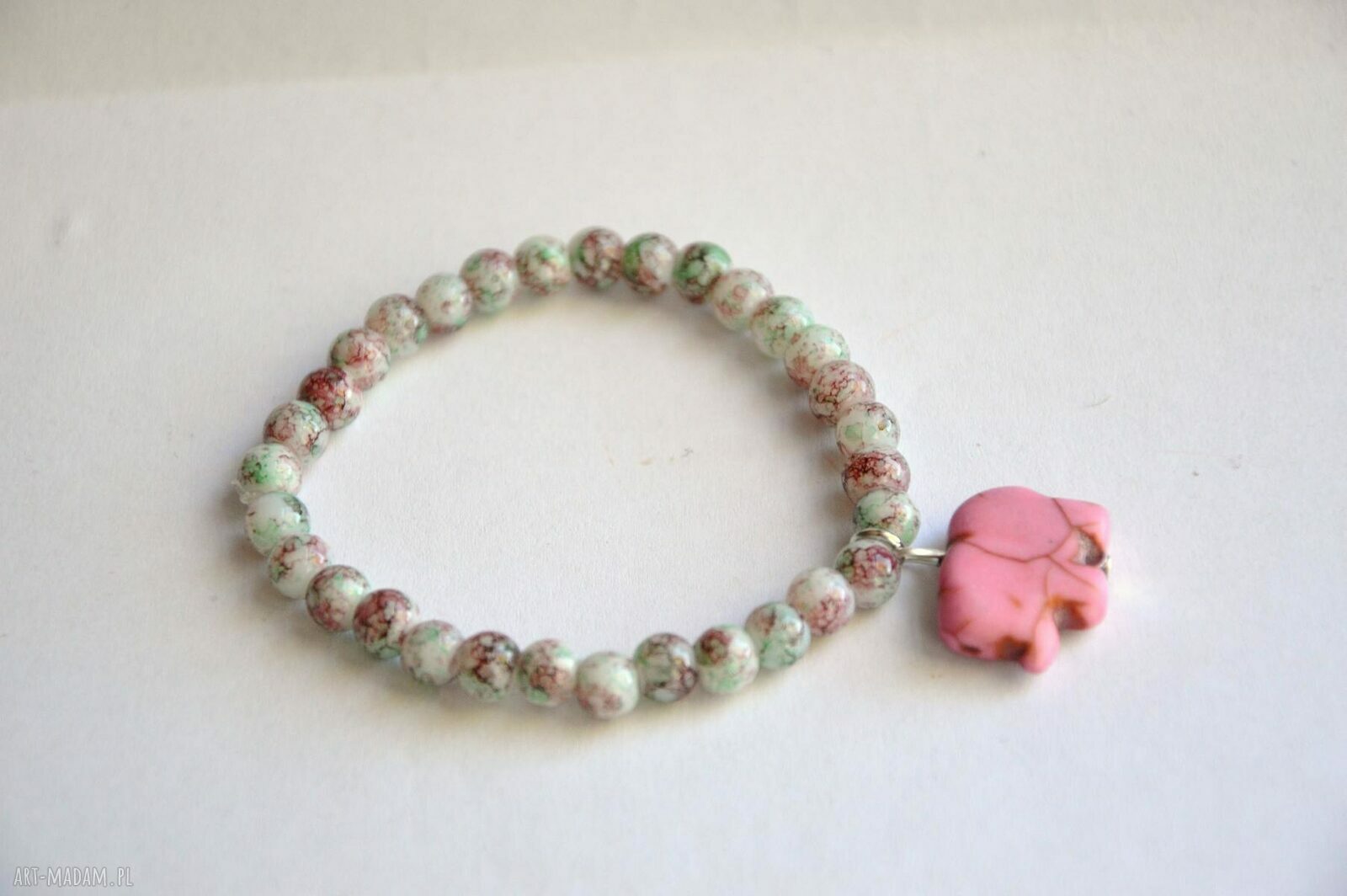 Bracelet by SIS: mozaikowe korale z różowym słoniem