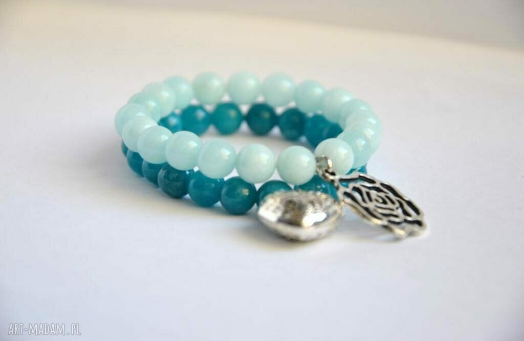 Bracelet by SIS: serce w jadeicie morkim