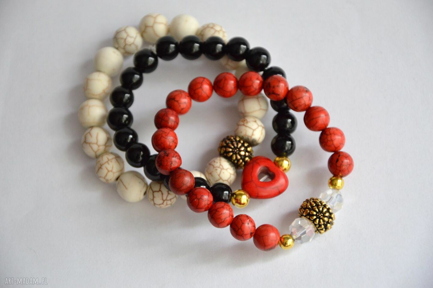 Bracelet by SIS: czerwone kamienie ze złotem