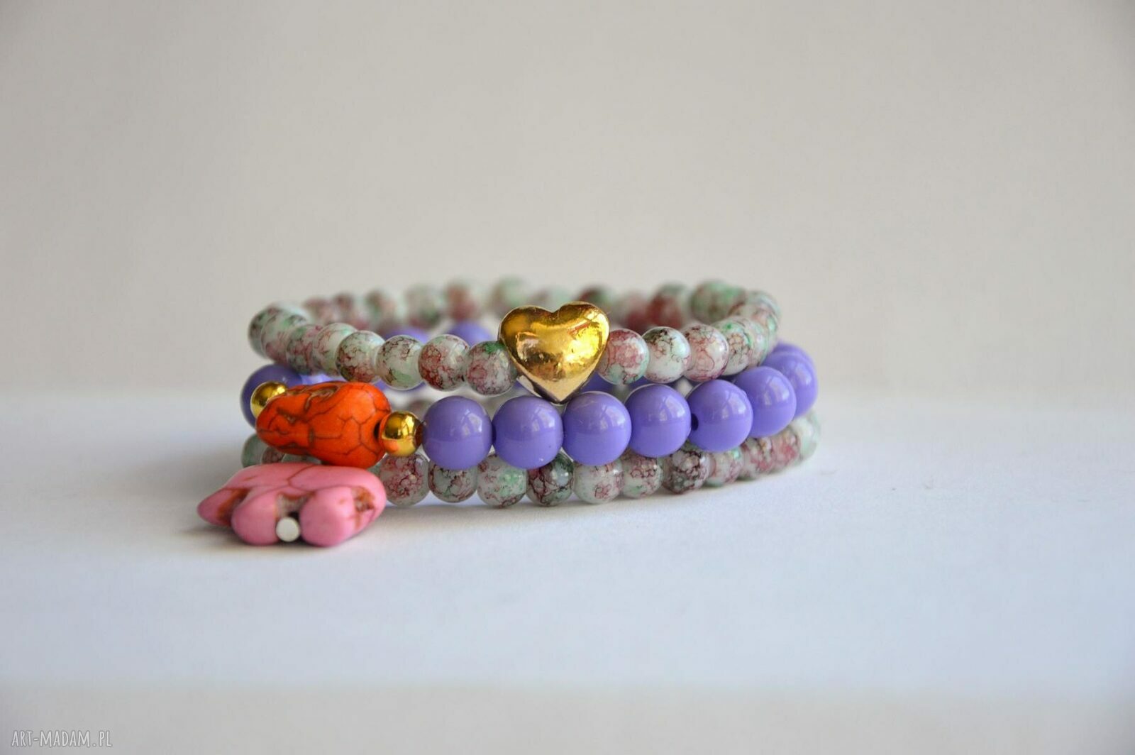 Bracelet by SIS: mozaikowe korale z różowym słoniem