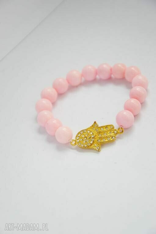Bracelet by SIS: złota hamsa w jasno różowym marmurze