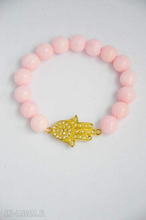 Bracelet by SIS: złota hamsa w jasno różowym marmurze