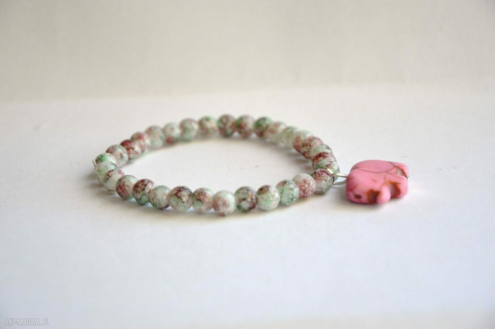 Bracelet by SIS: mozaikowe korale z różowym słoniem