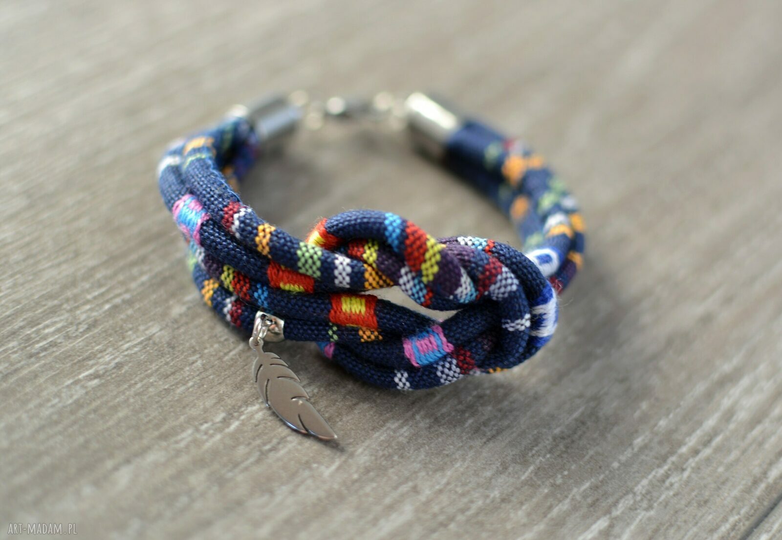 Etniczna bransoletka boho z piórkiem - Gipsy Knot