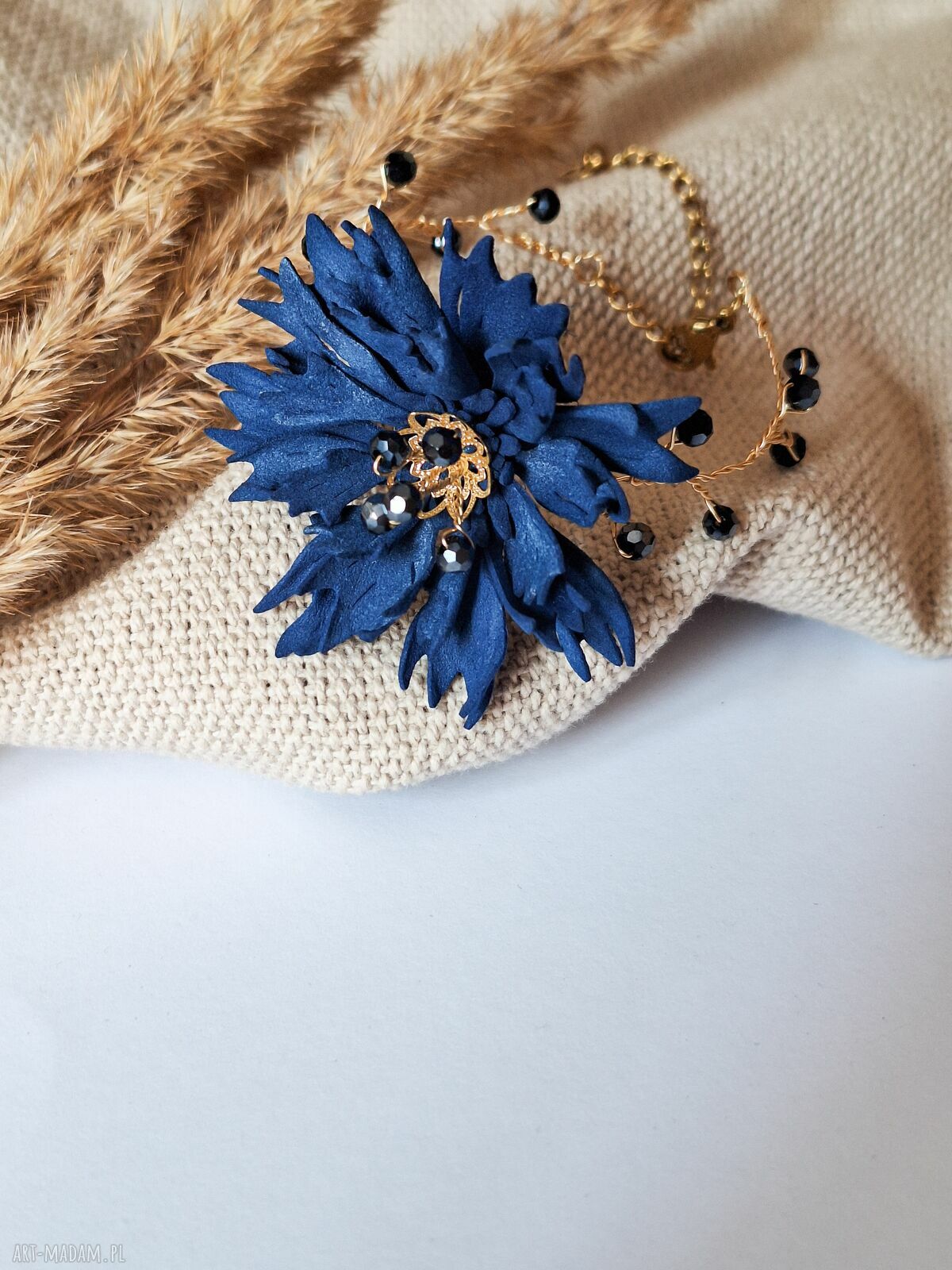 Bransoletka z chabrami - niebieskie kwiaty handmade