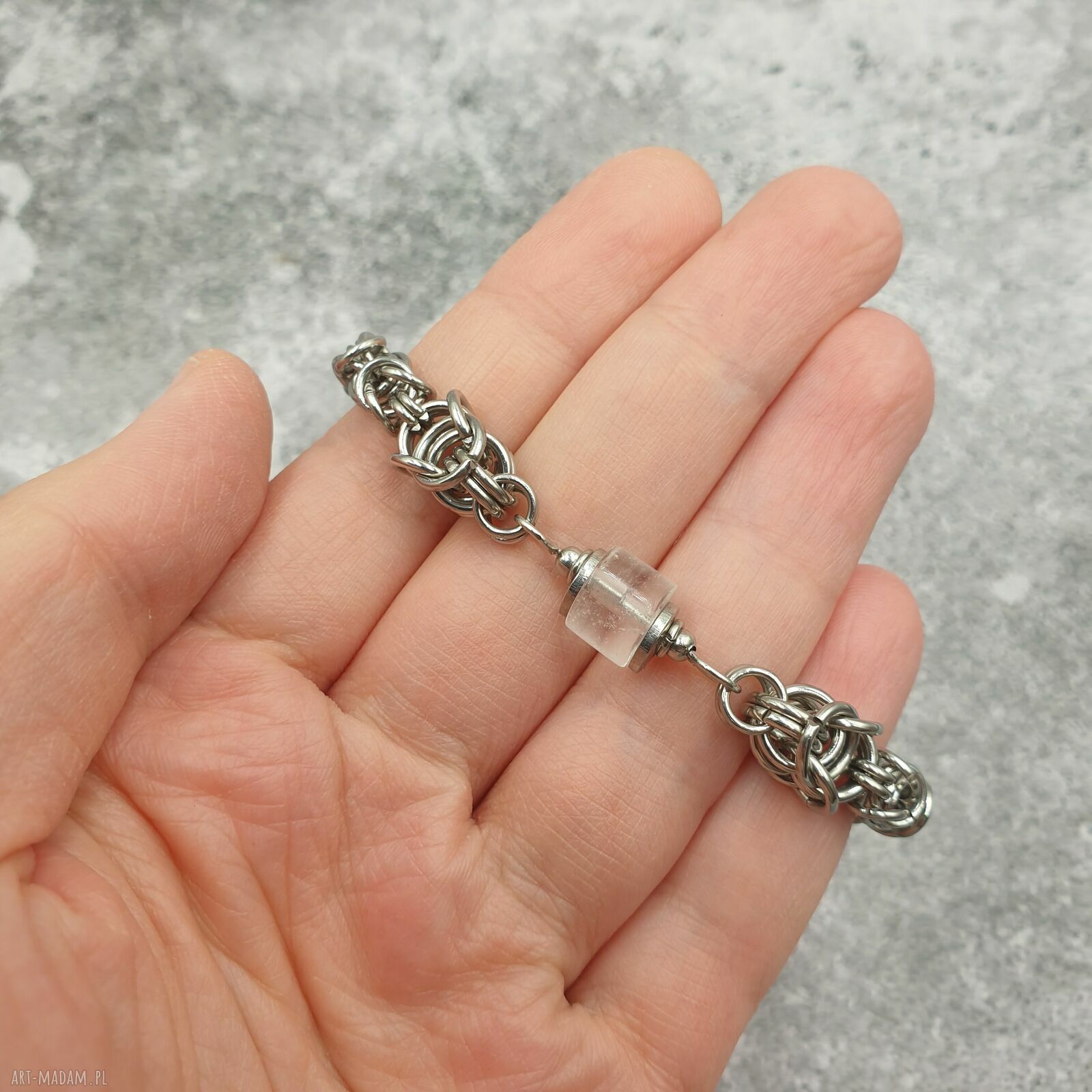 Bransoletka chainmaille z kryształem górskim - stal szlachetna, regulowana