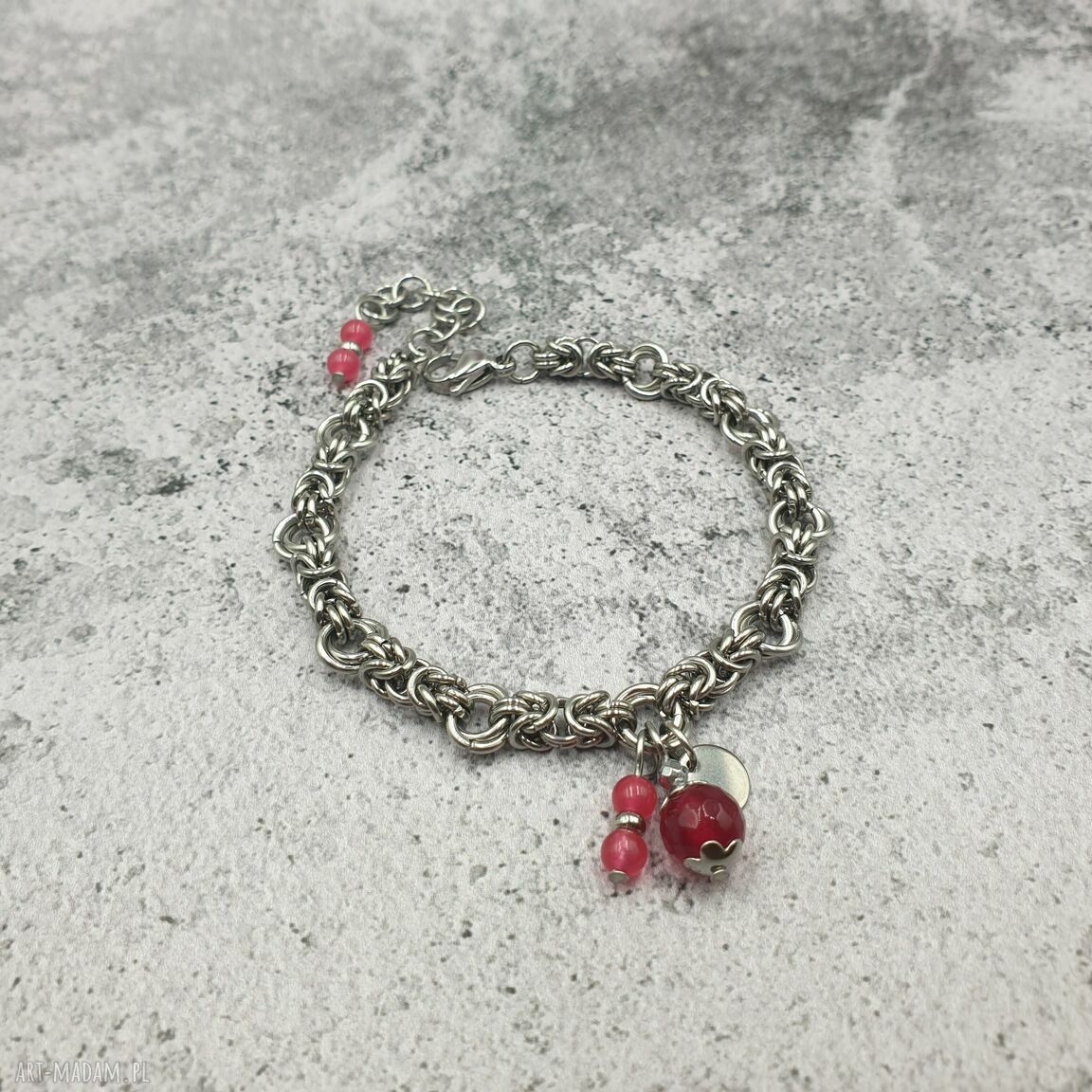 Bransoletka chainmaille z jadeitem bordo, agatem neonowym i hematytem