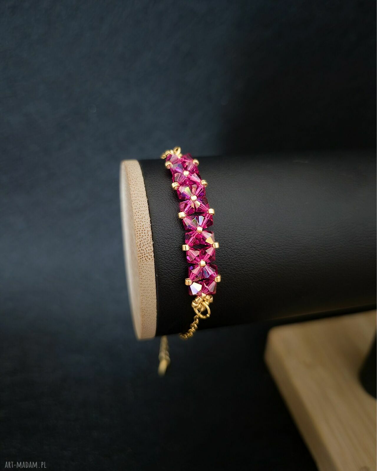 Bransoletka Crystal Square Fuchsia z koralików i kryształków