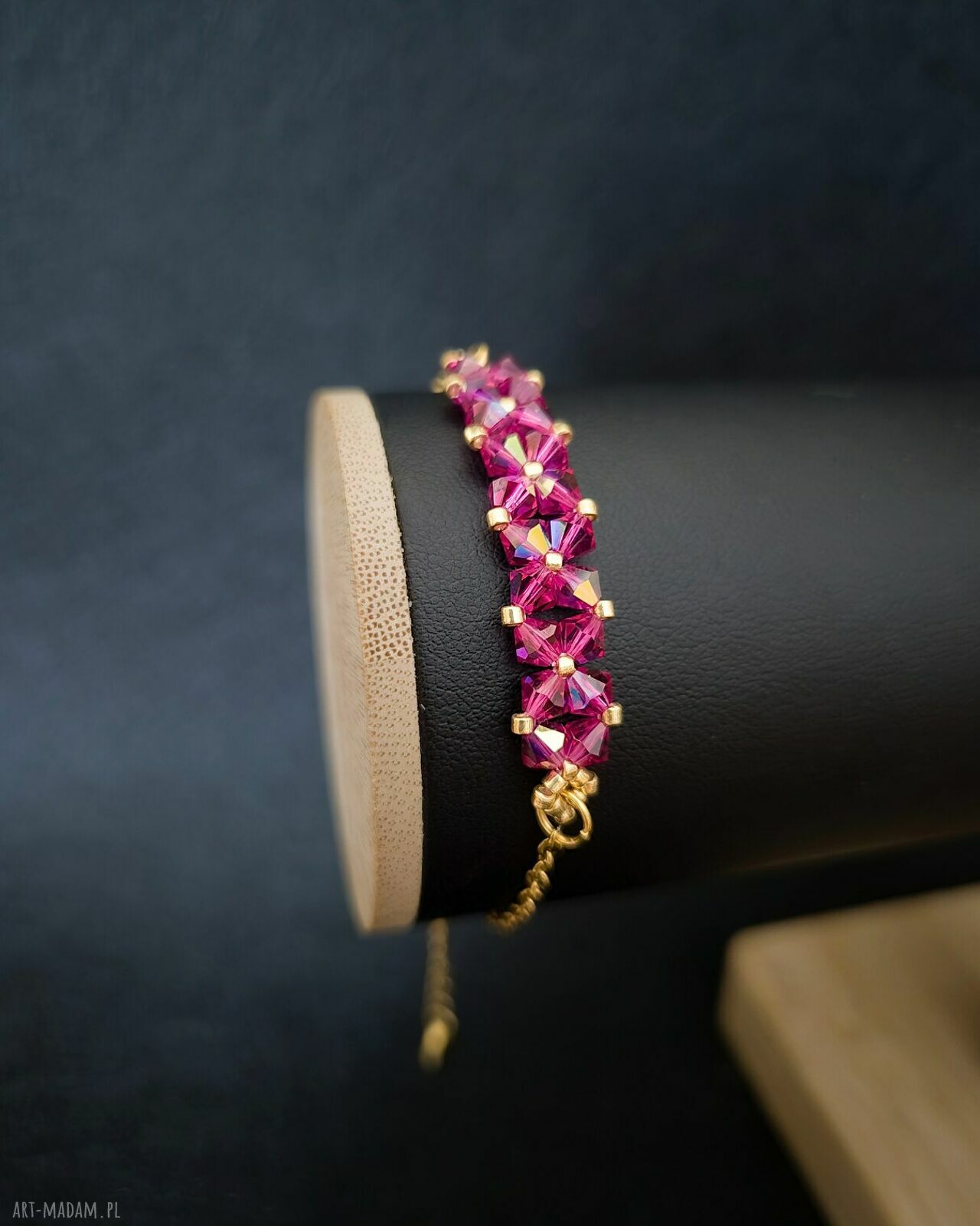 Bransoletka Crystal Square Fuchsia z koralików i kryształków