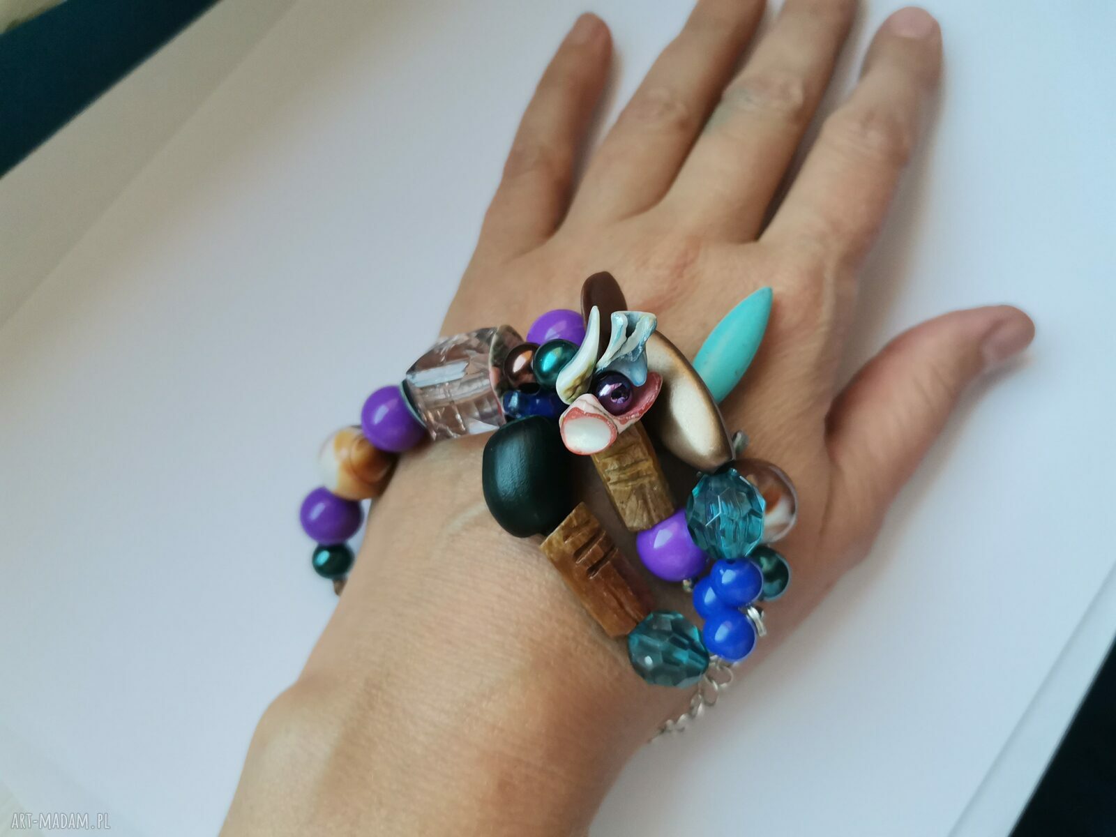 Bransoletka etno boho folk z kolorowymi ozdobami dla Mamy - handmade