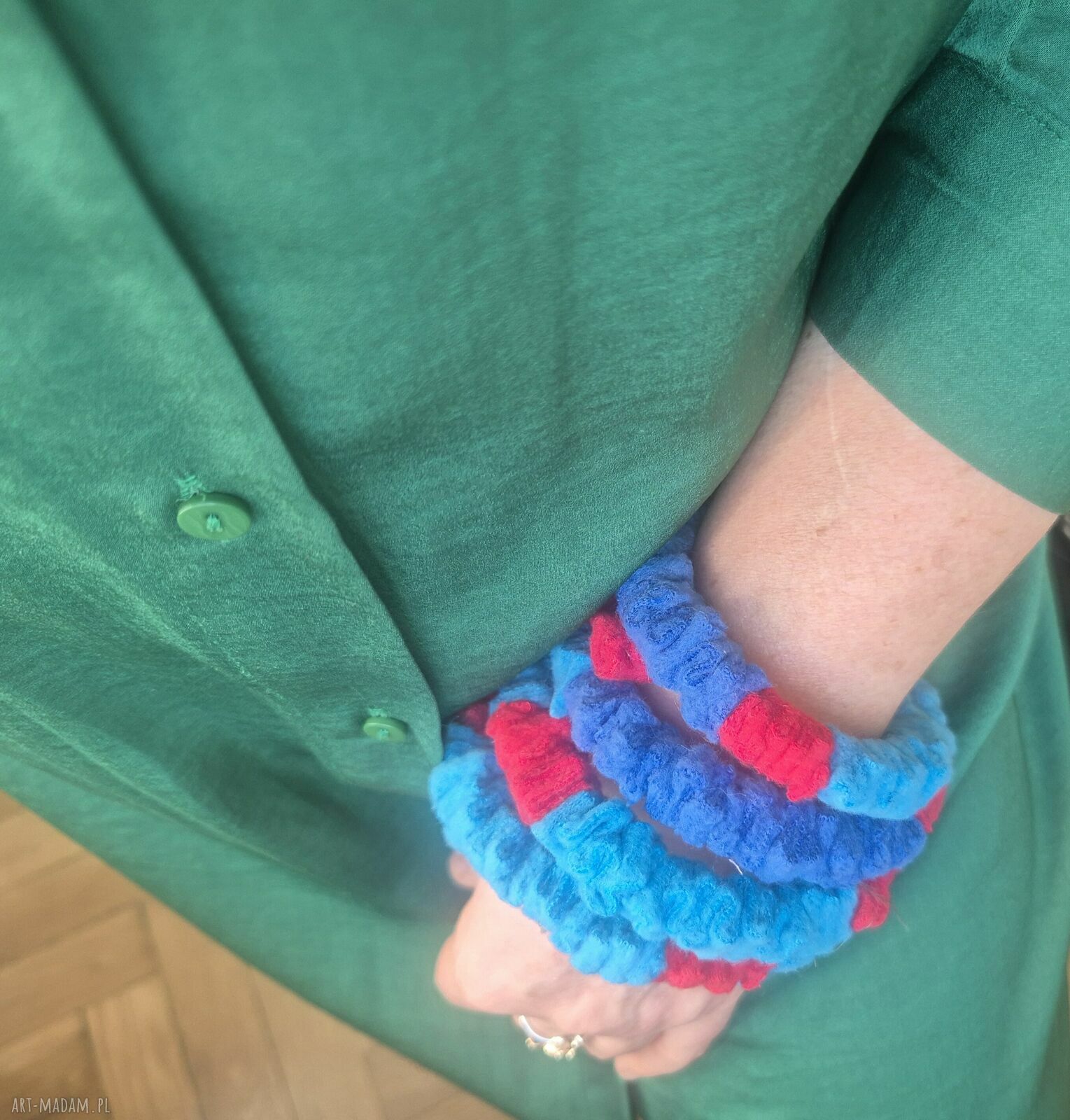 Bransoletka handmade uniwersalna duża materiałowa Energetyczna Box X1