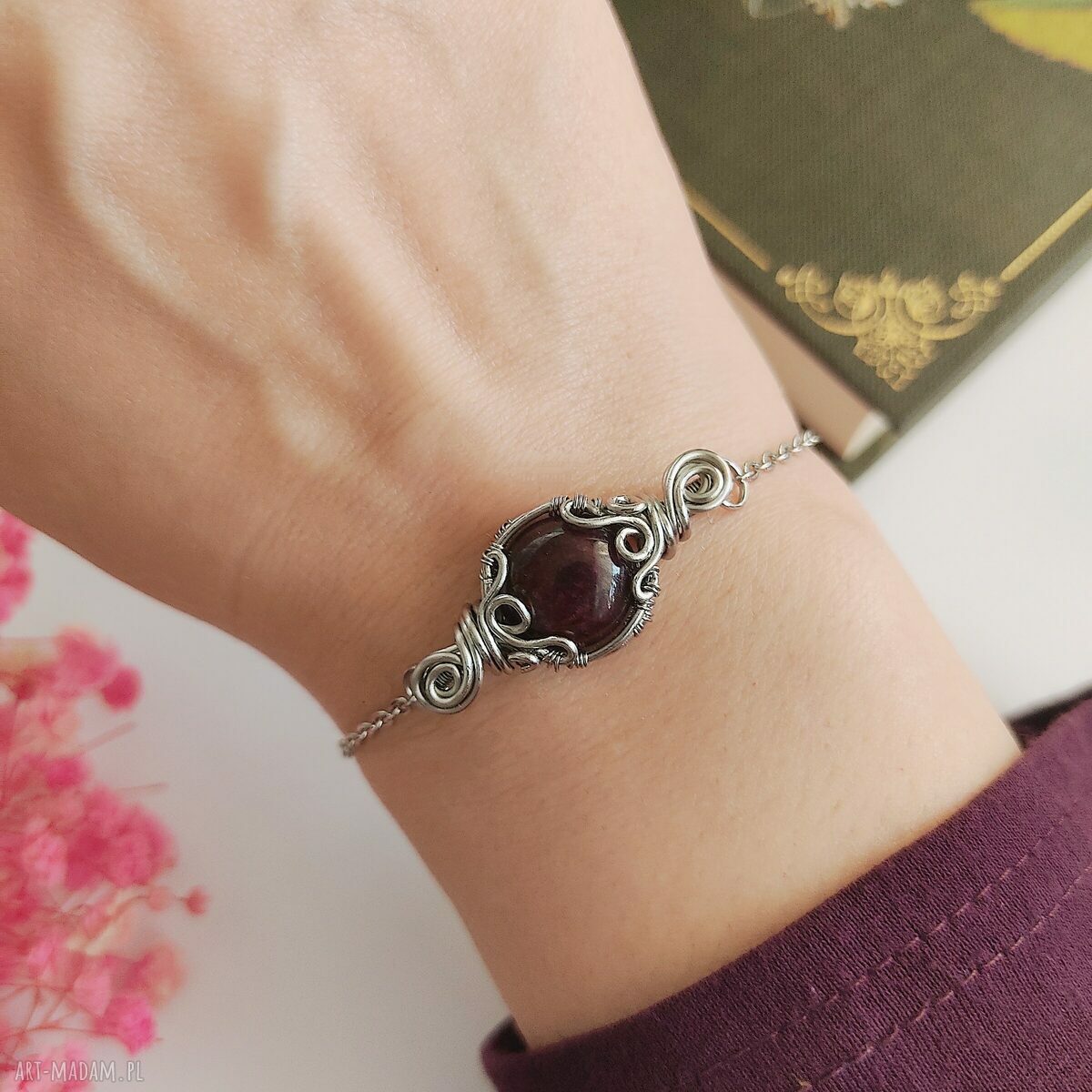 Bransoletka z bordowym jadeitem - stal chirurgiczna - wire wrapping