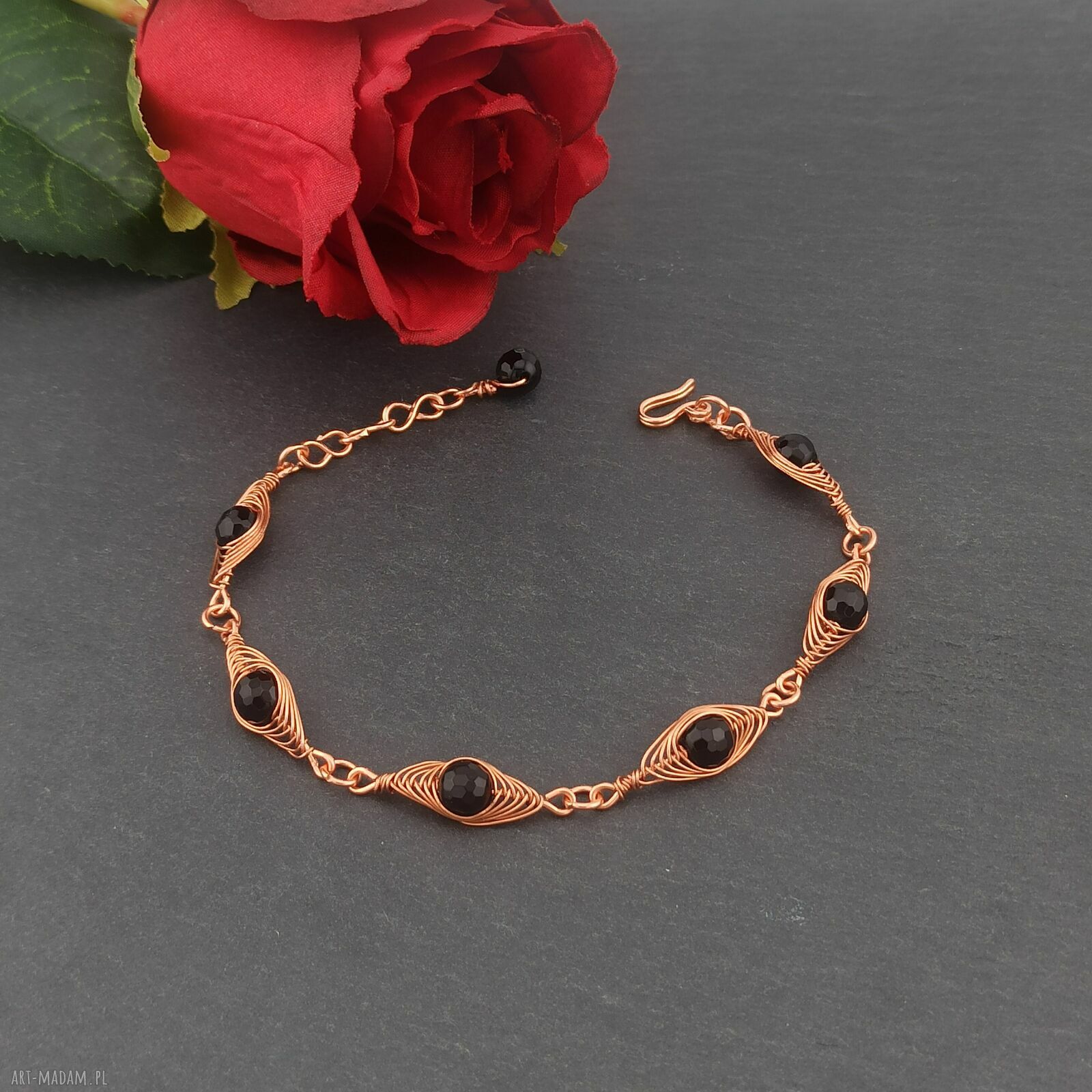 Bransoletka miedziana z onyks - wire wrapping dla kobiet