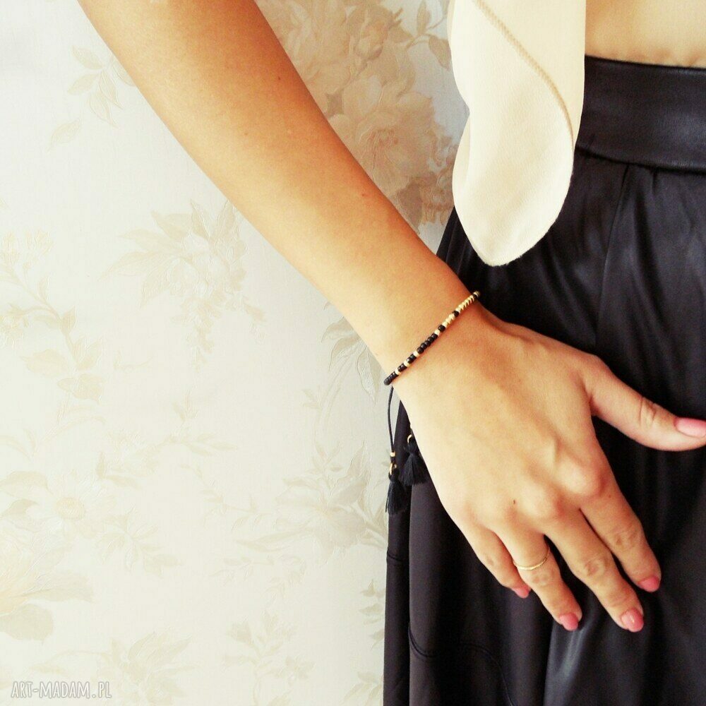 Delikatna bransoletka Minimal Autumn Cobalt z makramy - kobalt i złoto