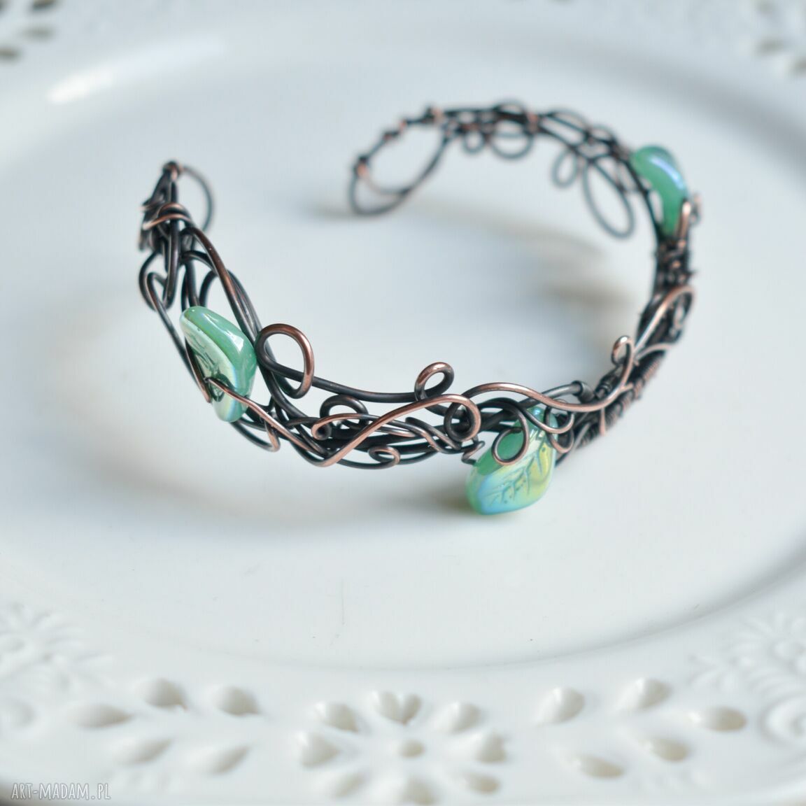 Bransoletka boho Elf ze szklanymi listkami - miedź wire wrapping