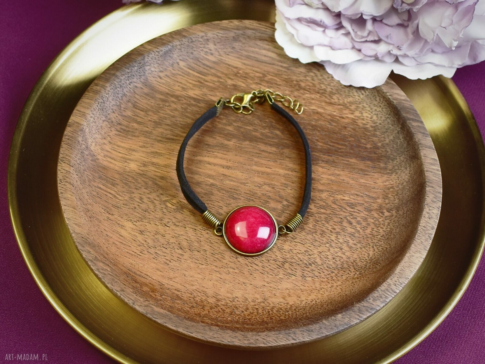 bransoletki: Bransoletka na rzemyku kamień czerwony jadeit antyczny brąz #100