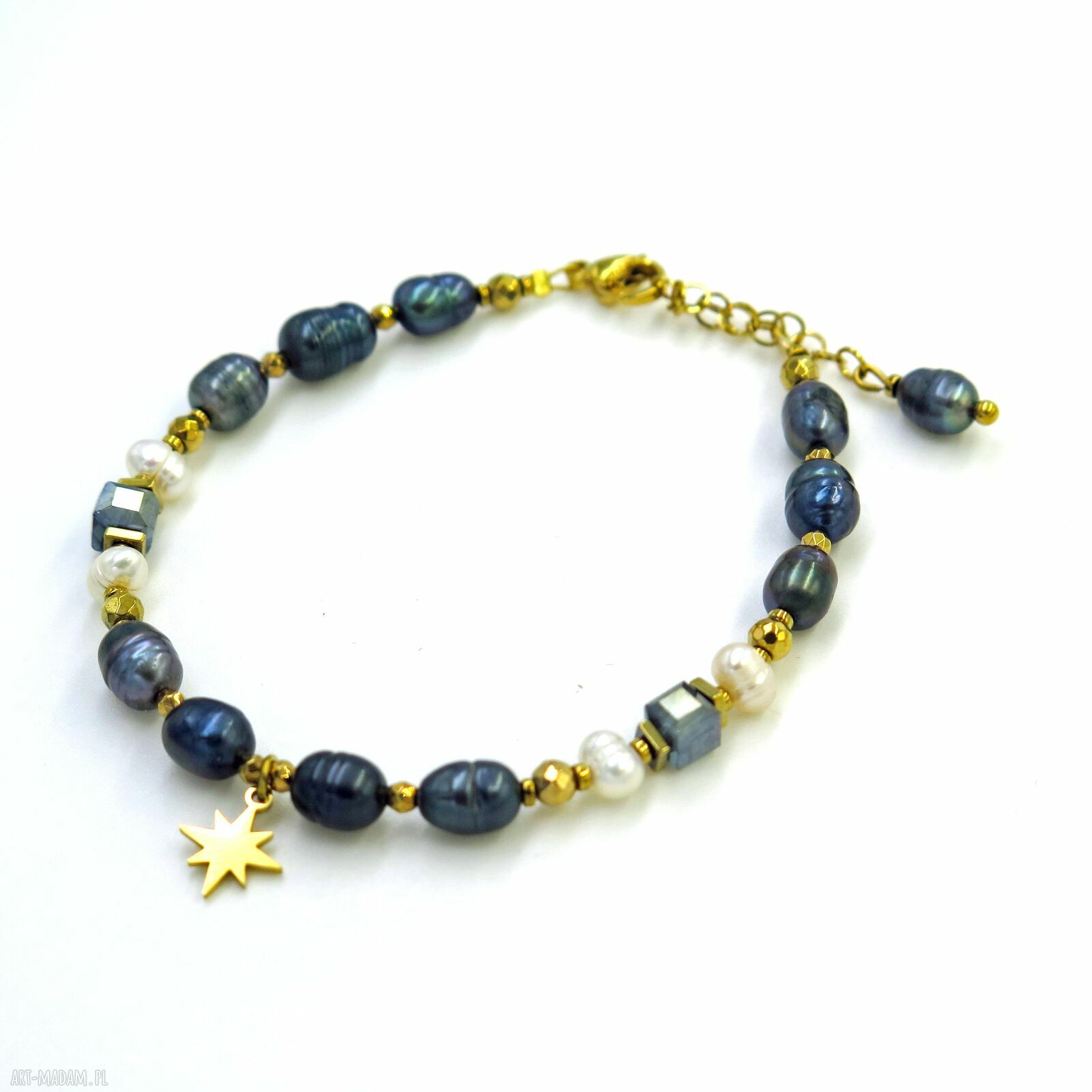Bransoletka z naturalnych pereł Midnight Charm z zawieszką Iskierka