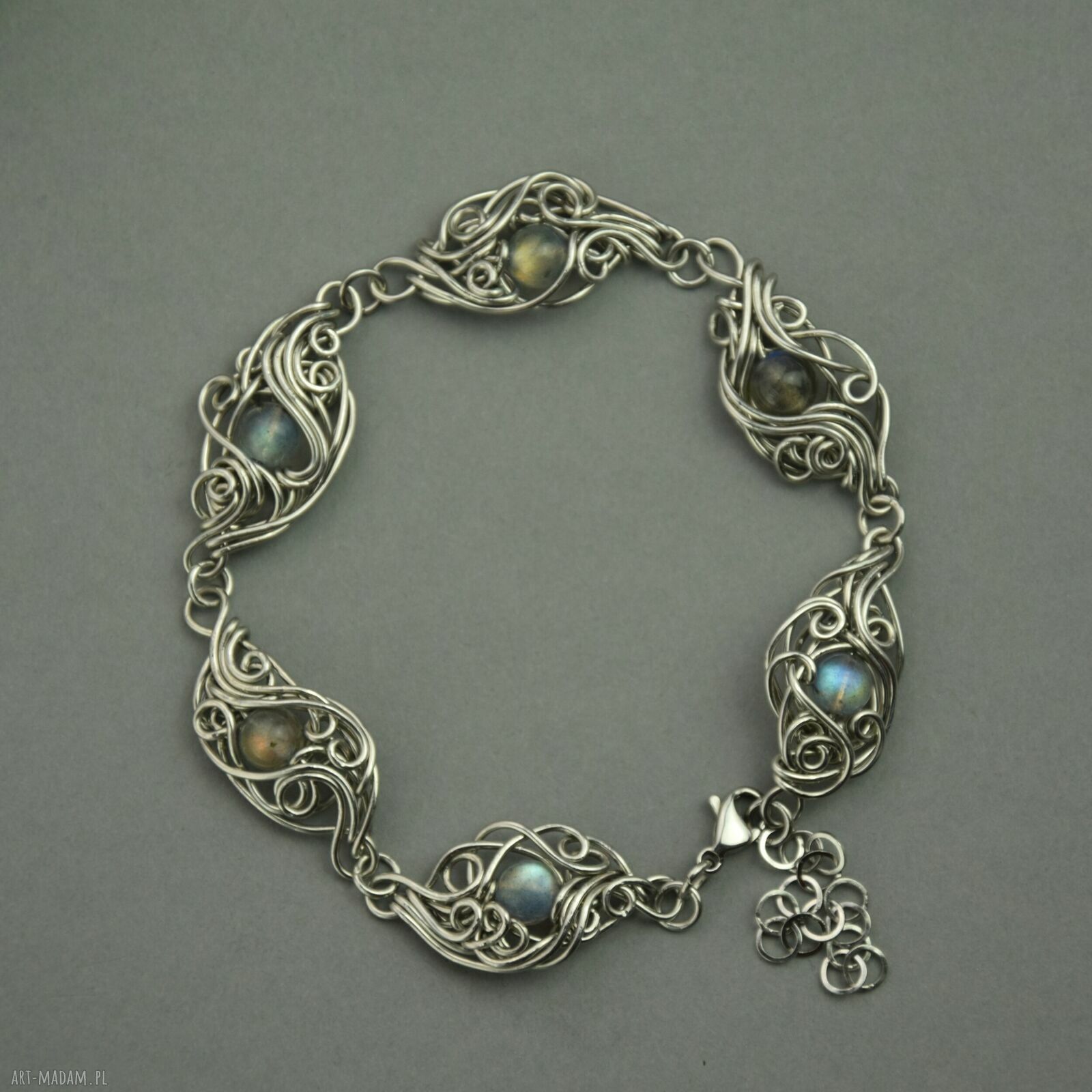 Regulowana bransoletka z kolorowymi labradorytami - wire wrapping ze stali chirurgicznej