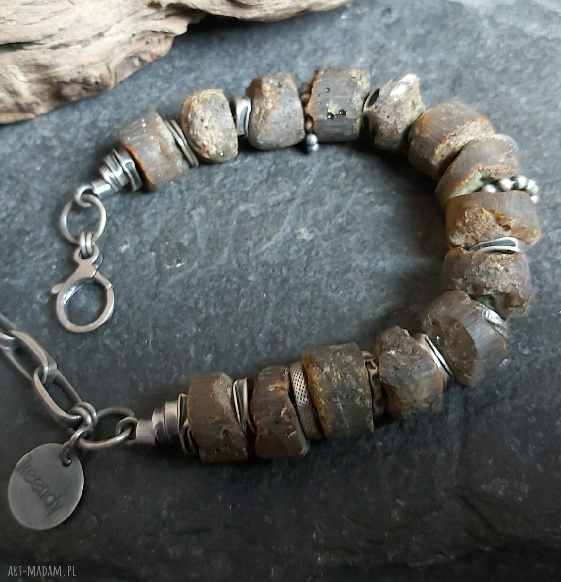 Bransoletka srebrna z ciemnym, surowym bursztynem Hand Made