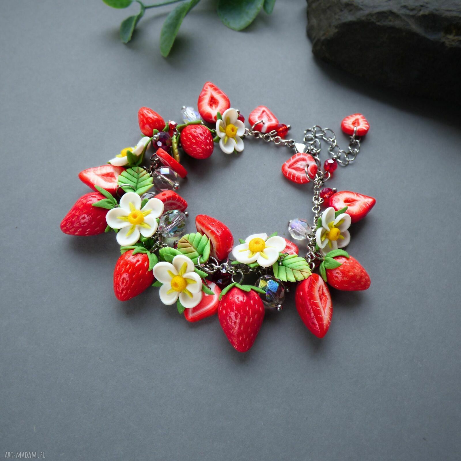 Bransoletka handmade „Truskawkowy Ogród”