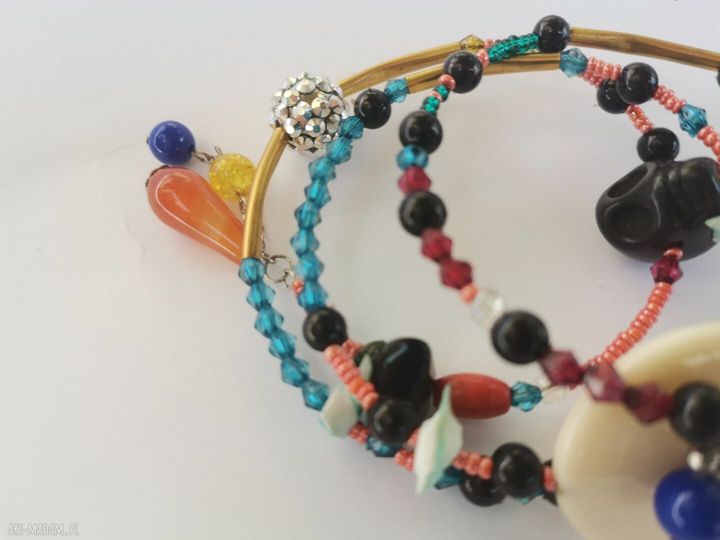 Bransoletka etno boho folk z futerkiem - kolorowa ręcznie robiona box A1