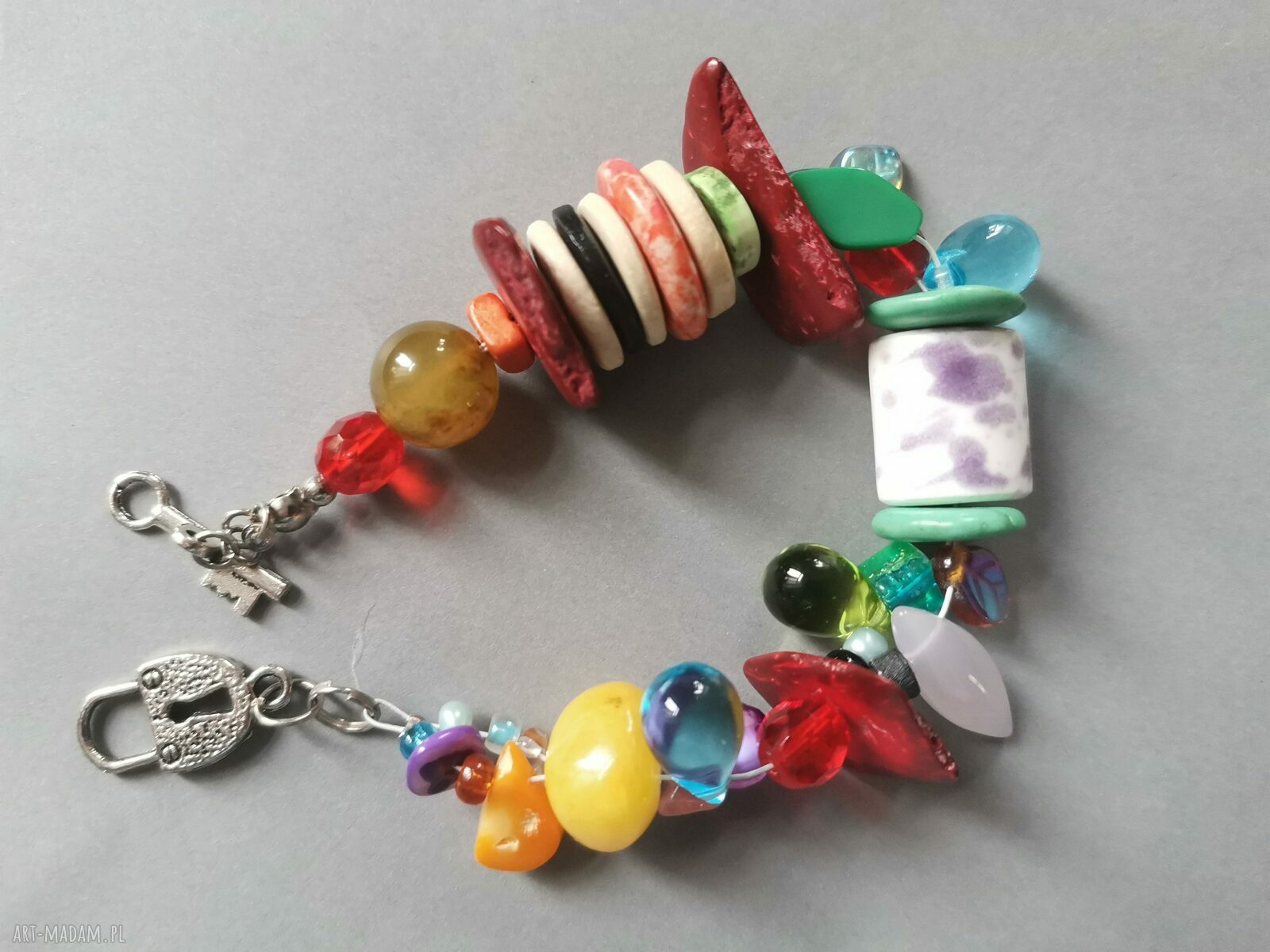 Bransoletka boho Frida - uniwersalna duża z pomponami i frędzlami