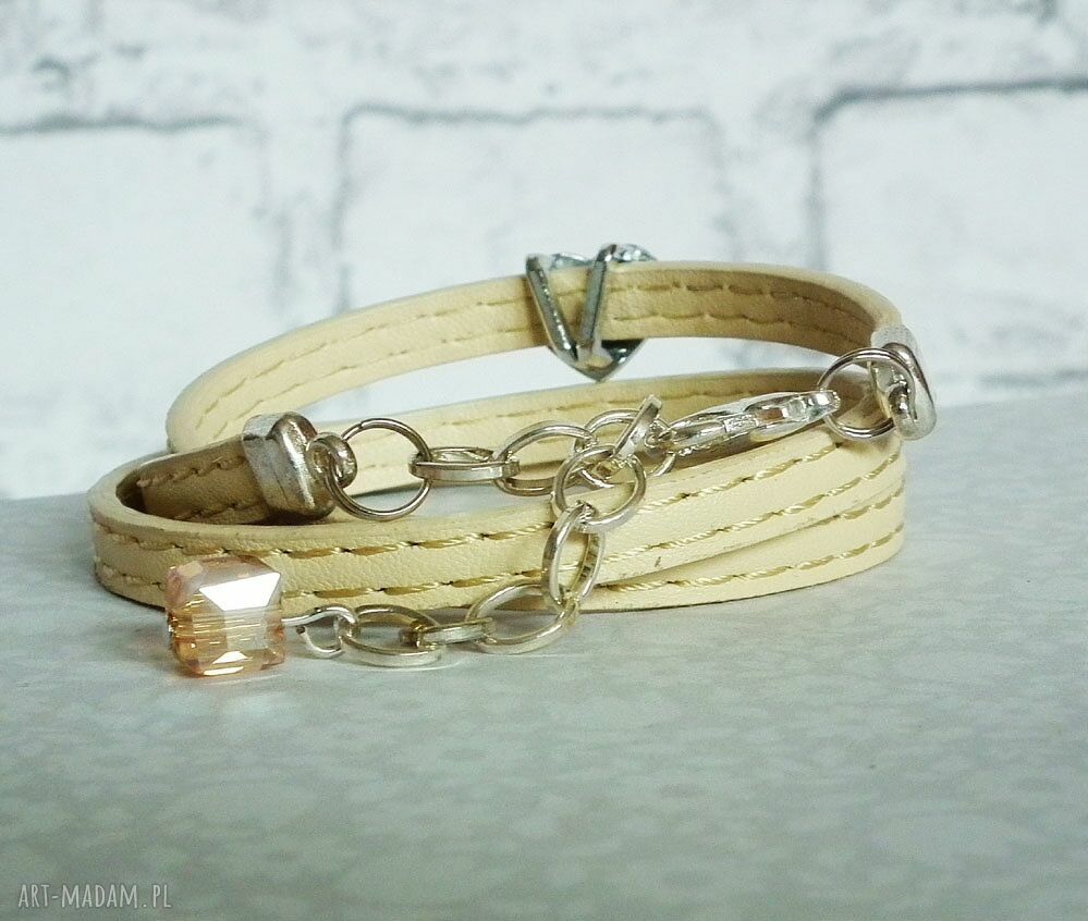 Bransoletka z serduszkiem ze skóry ekologicznej - regulowana, handmade