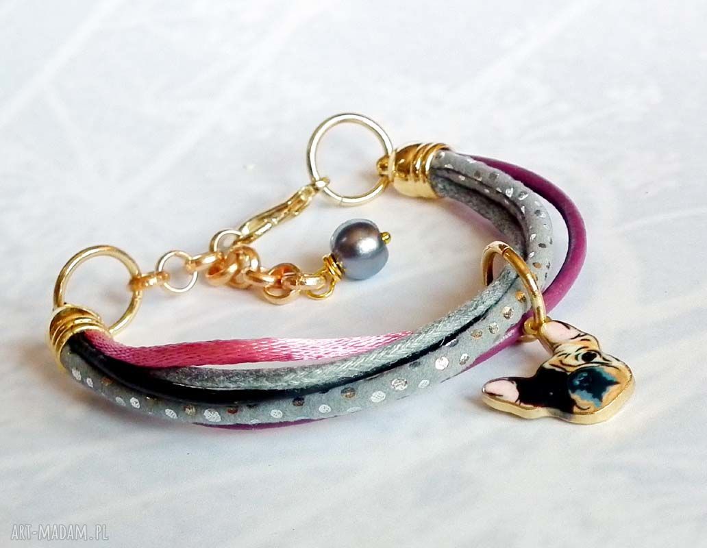 Bransoletka handmade z zawieszką - buldog buldożek