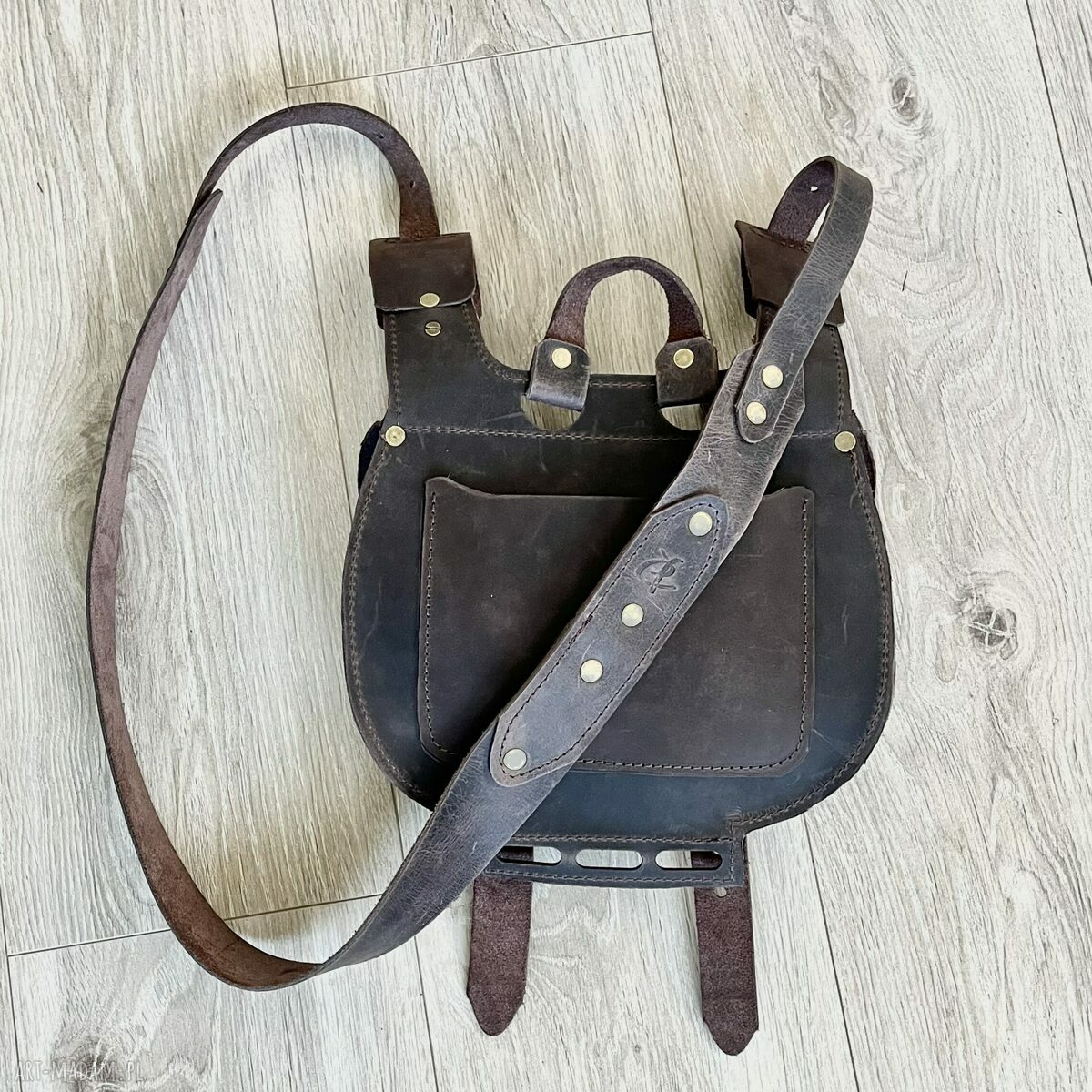 Brązowa mała torebka ze skóry Crazy Horse na ramię - vintage