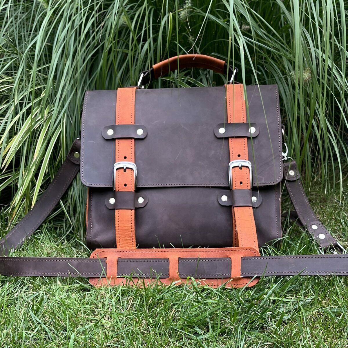 Brązowa teczka skórzana ramię formatu damska laptopa duża męska