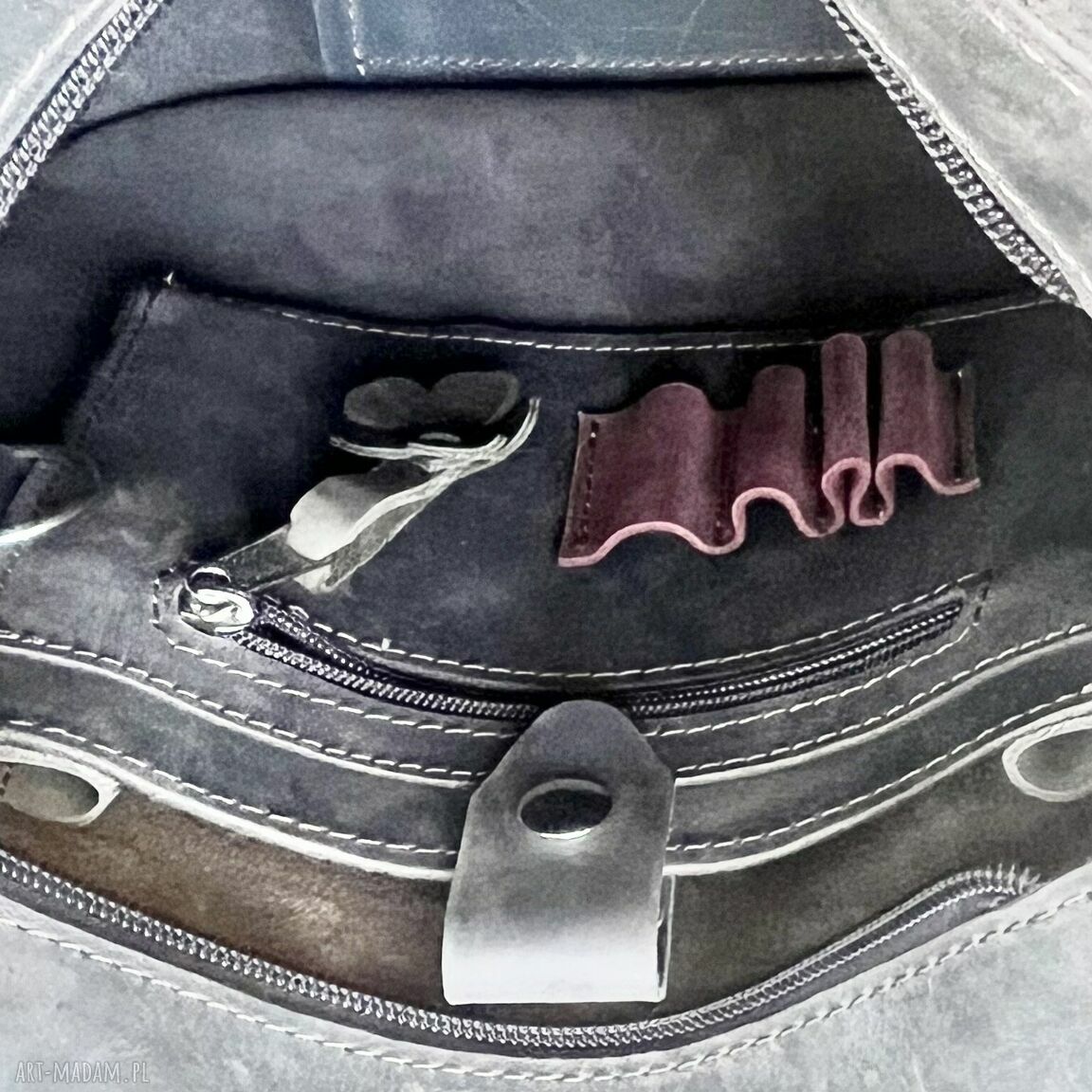 na ramię: Brązowa torebka skórzana na ramię. Ręczne wykonanie