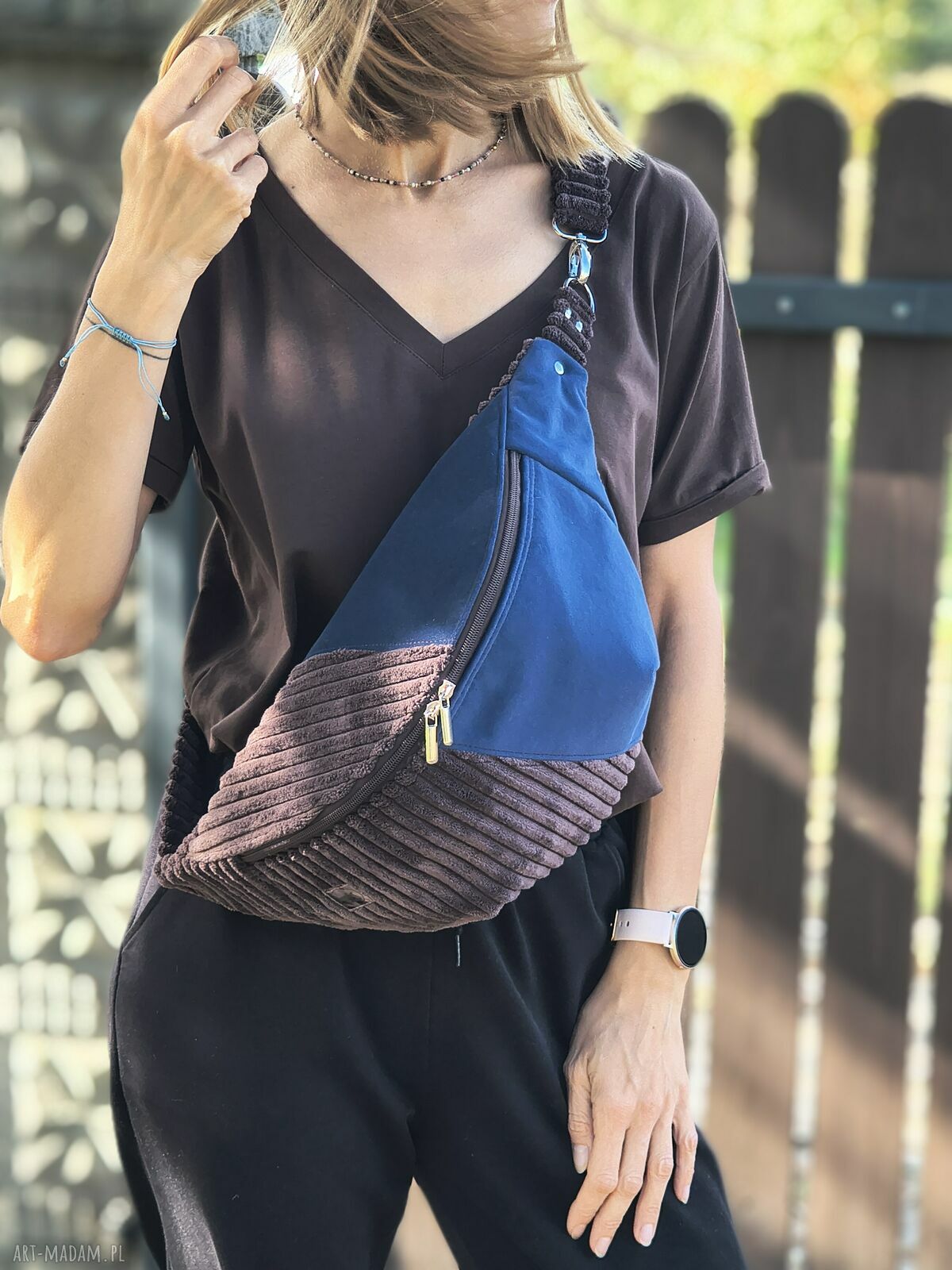 Ręcznie robiona nerka damska - praktyczna saszetka handmade