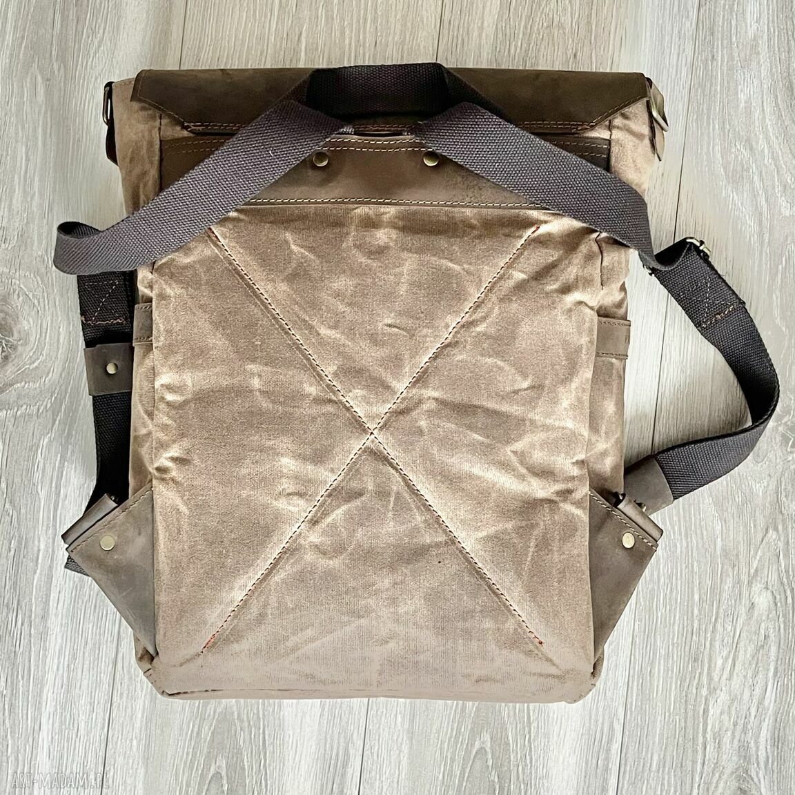 plecaki: Brązowy plecak vintage ze skóry i bawełny woskowanej. Ręczne wykonanie