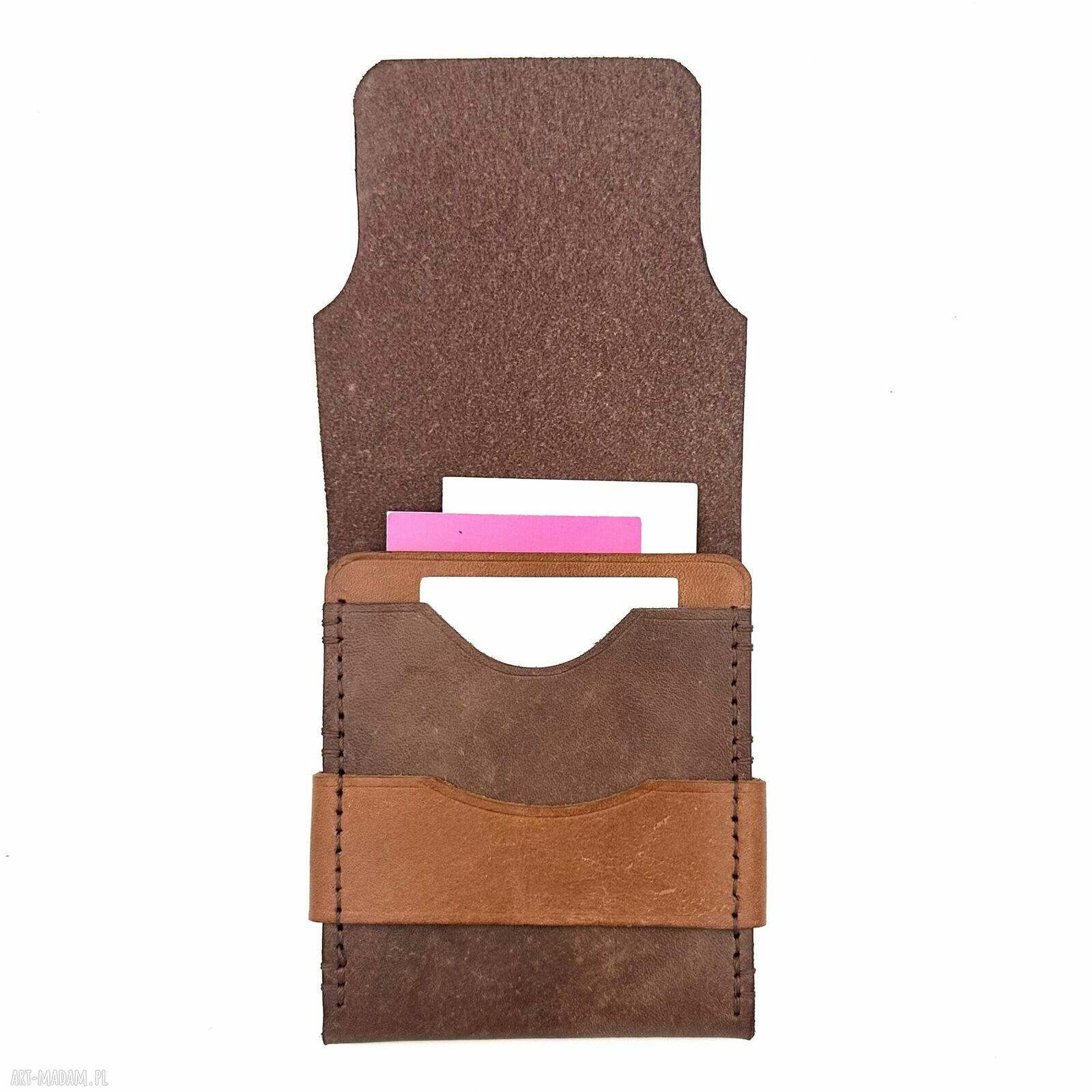 portfele: Brązowy portfel skórzany z klapką uszyty na karty. ręcznie wykonane