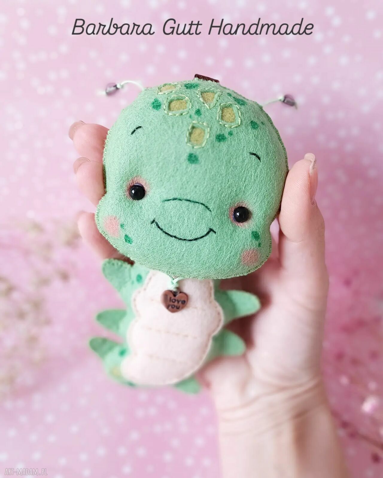 Breloczek z filcu - gąsienica kawaii (Barbara Gutt)