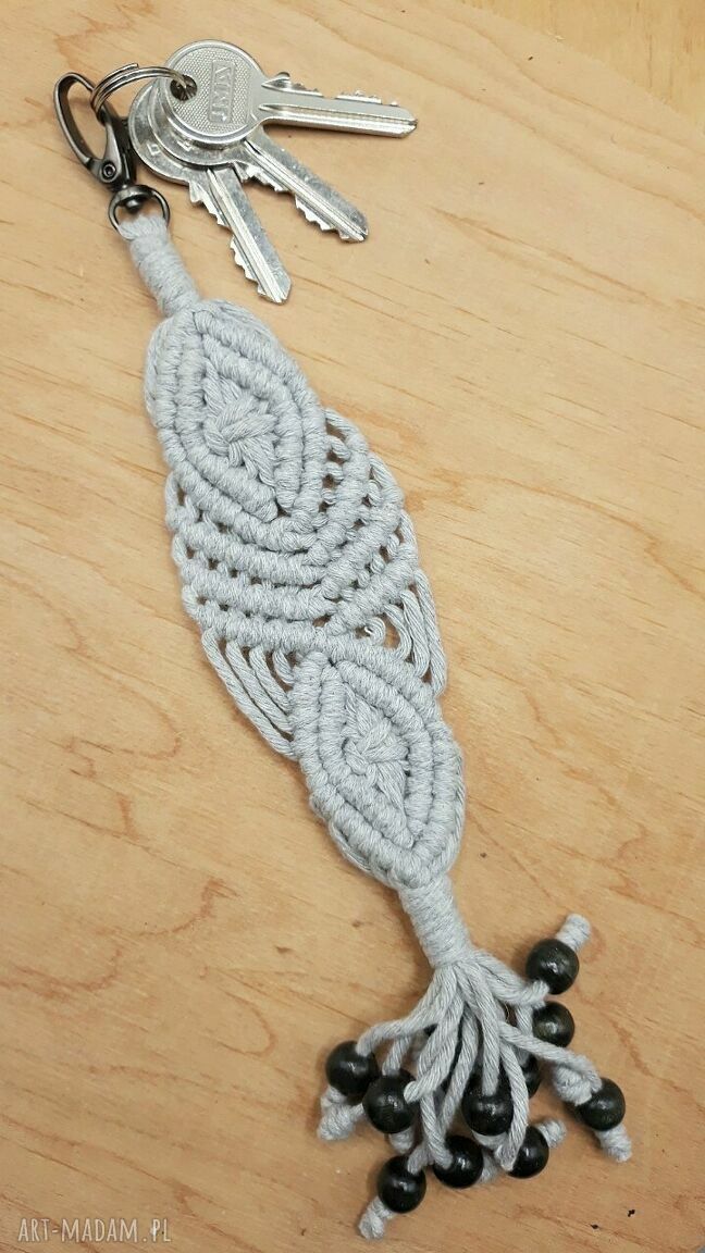 Brelok boho „Koralowy chwost#2”