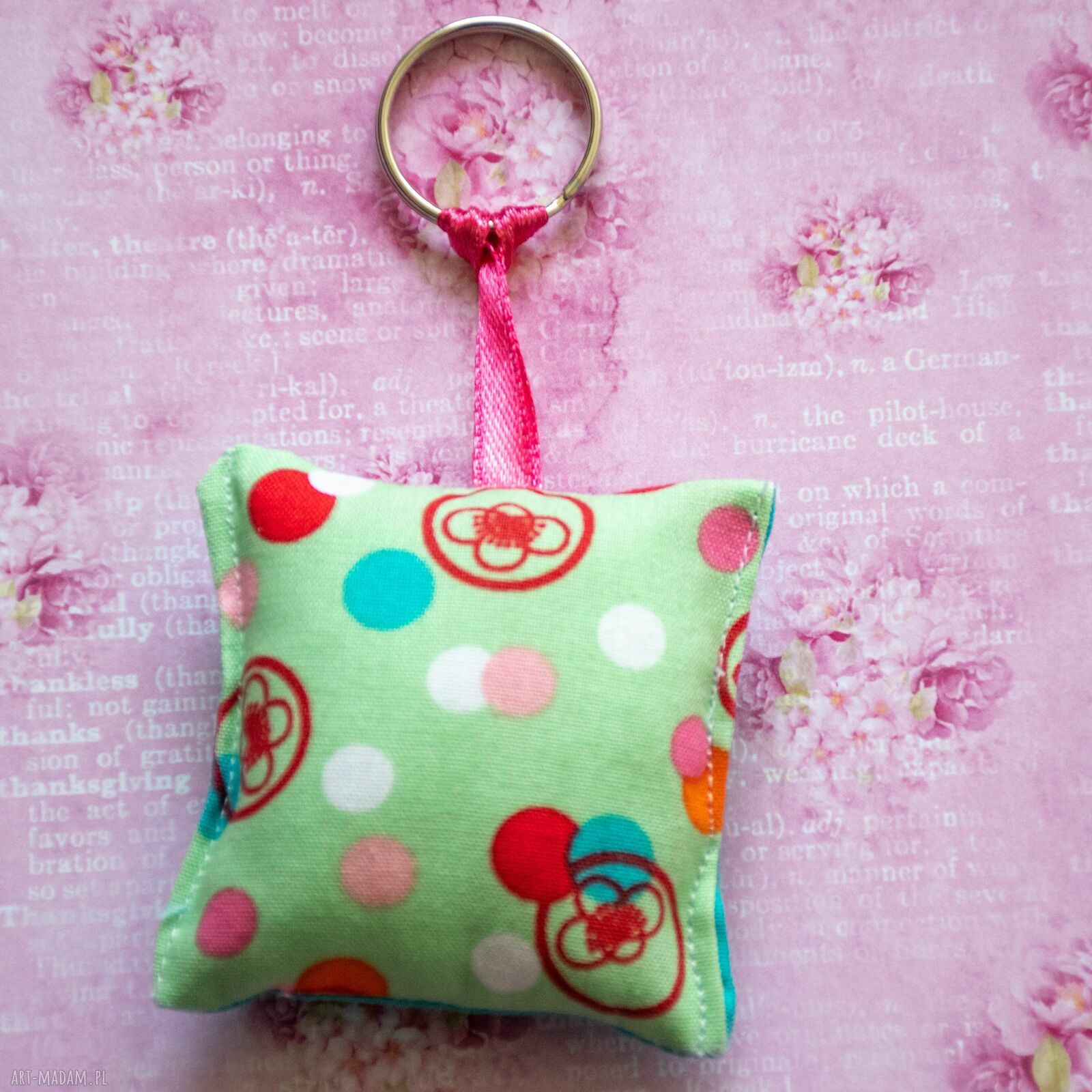 Ręcznie szyty brelok Japonka Kokeshi nr 6 do plecaka i kluczy