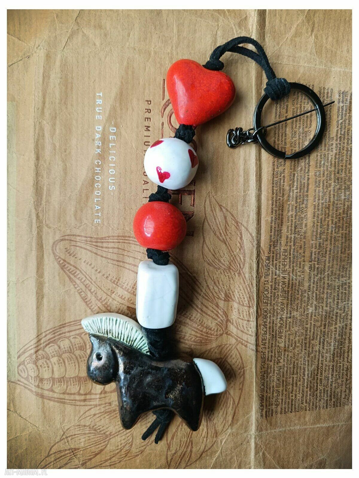 Brelok z czarnym konikiem - ceramiczny charm handmade ok. 13 cm