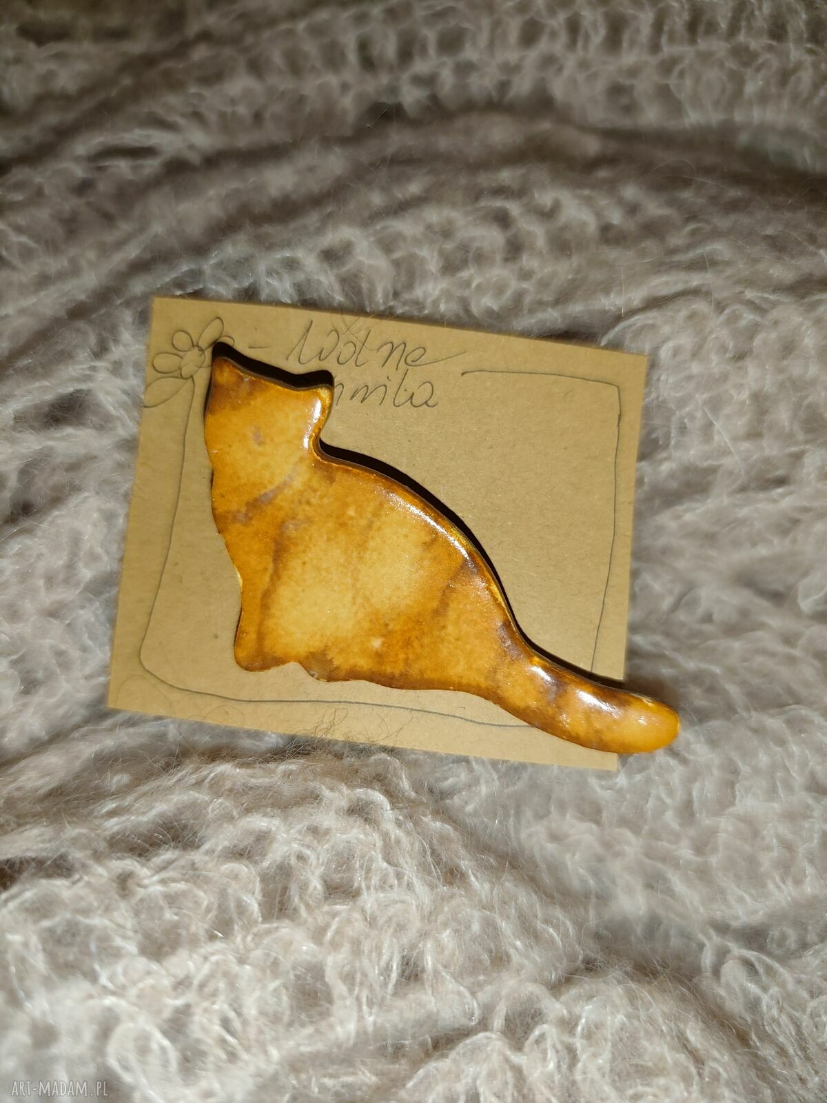 Broszka ceramiczna Kot - szkliwiona biżuteria handmade