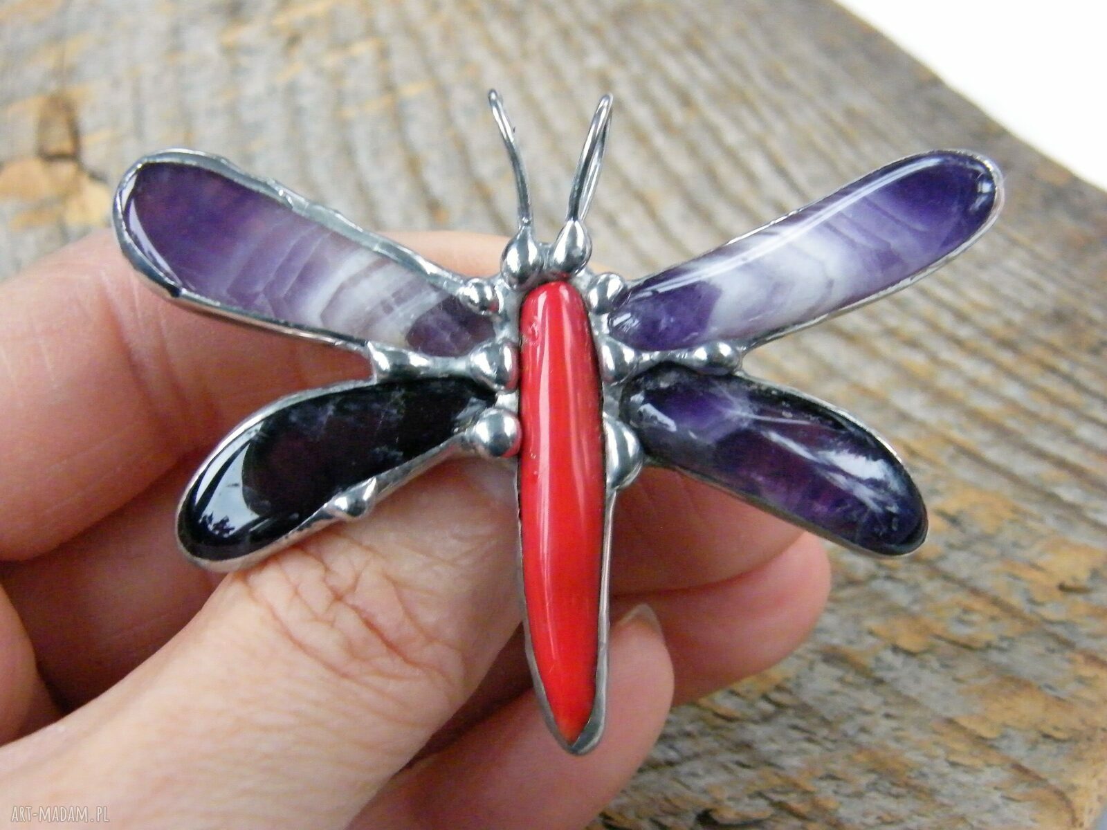 Broszka - wisiorek Motyl: ametyst i koralowce (Tiffany, amulet)