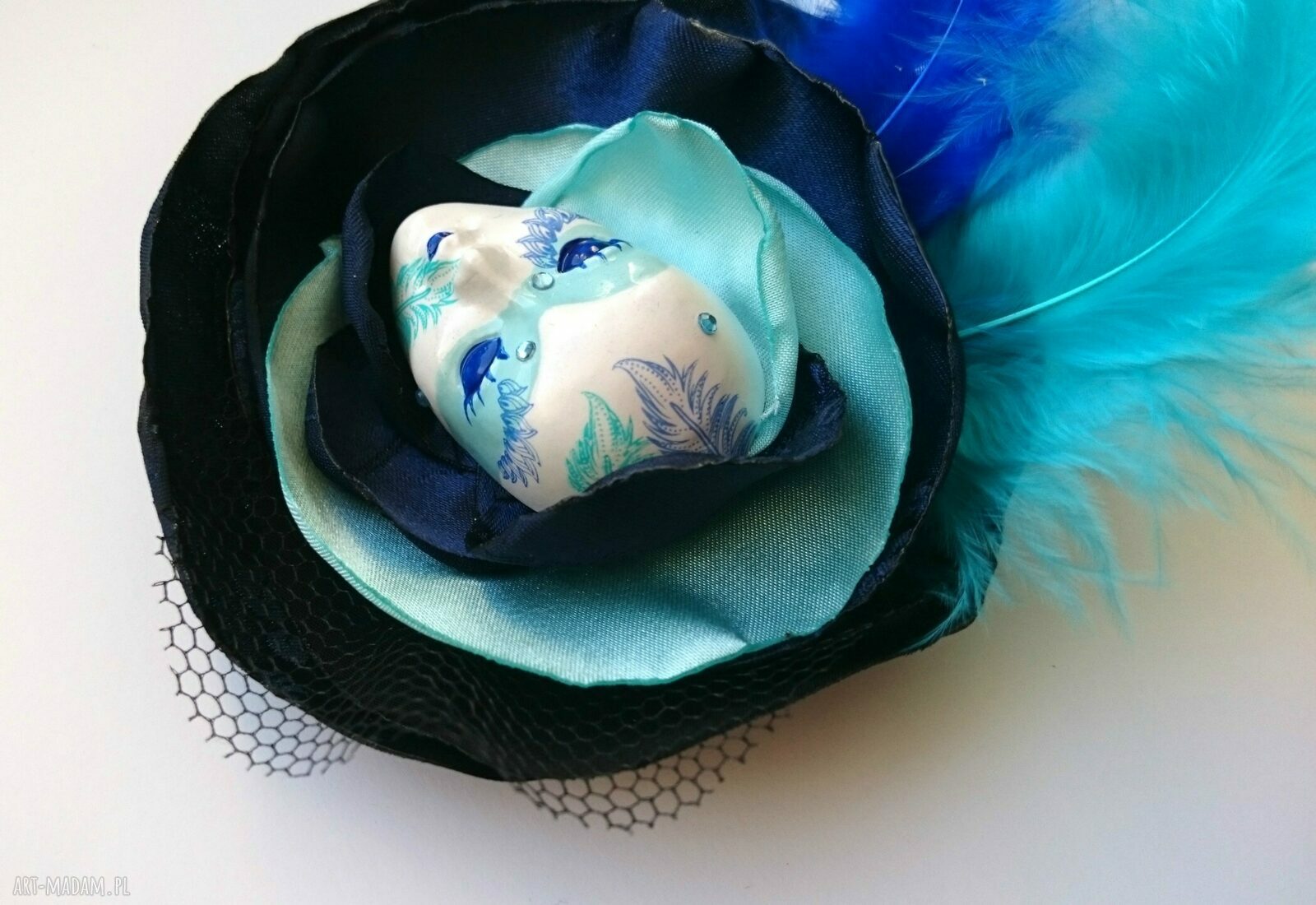 Broszka z Kolekcji Masquerade - Pierzasta